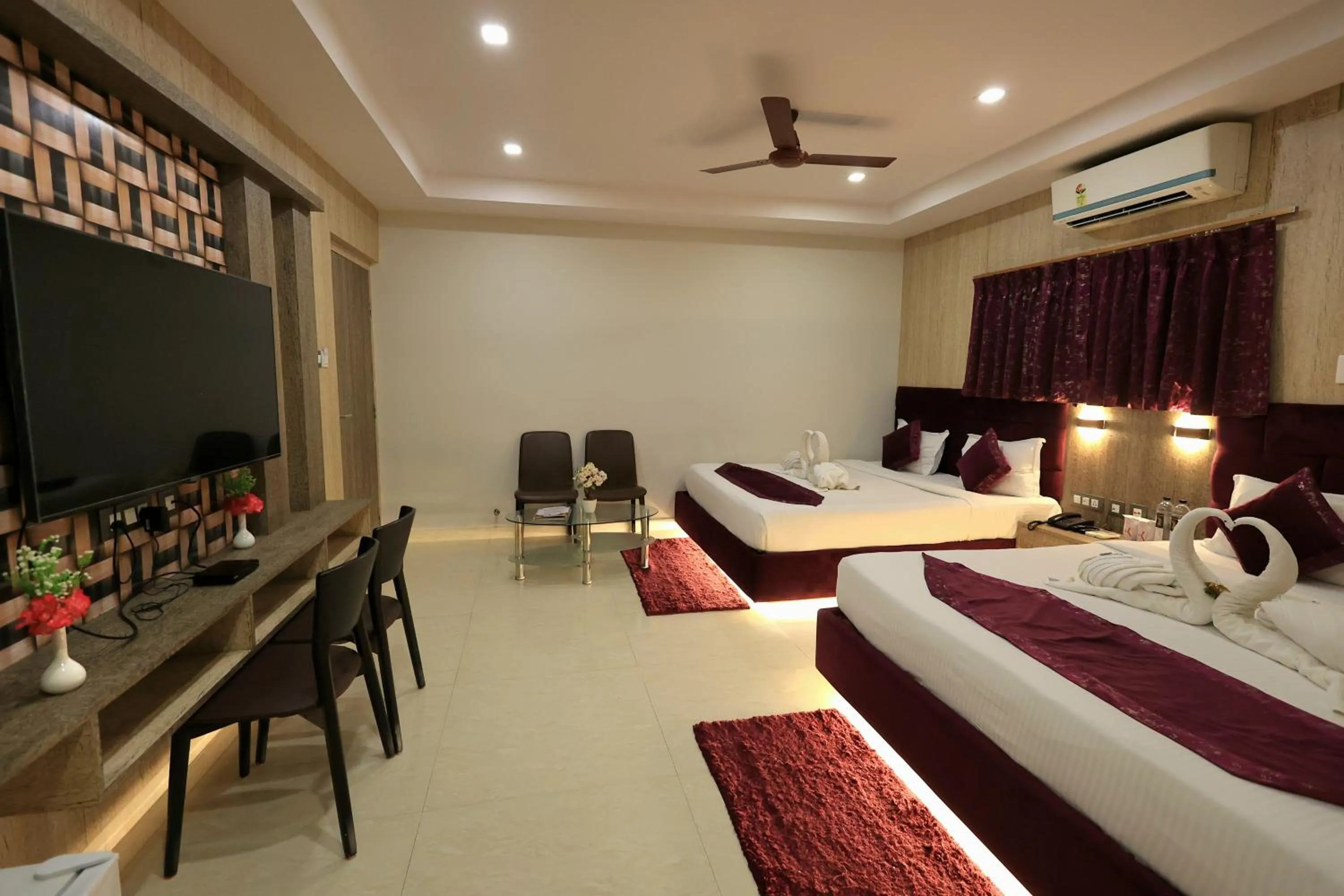 Bedroom, Bed in karisma premium