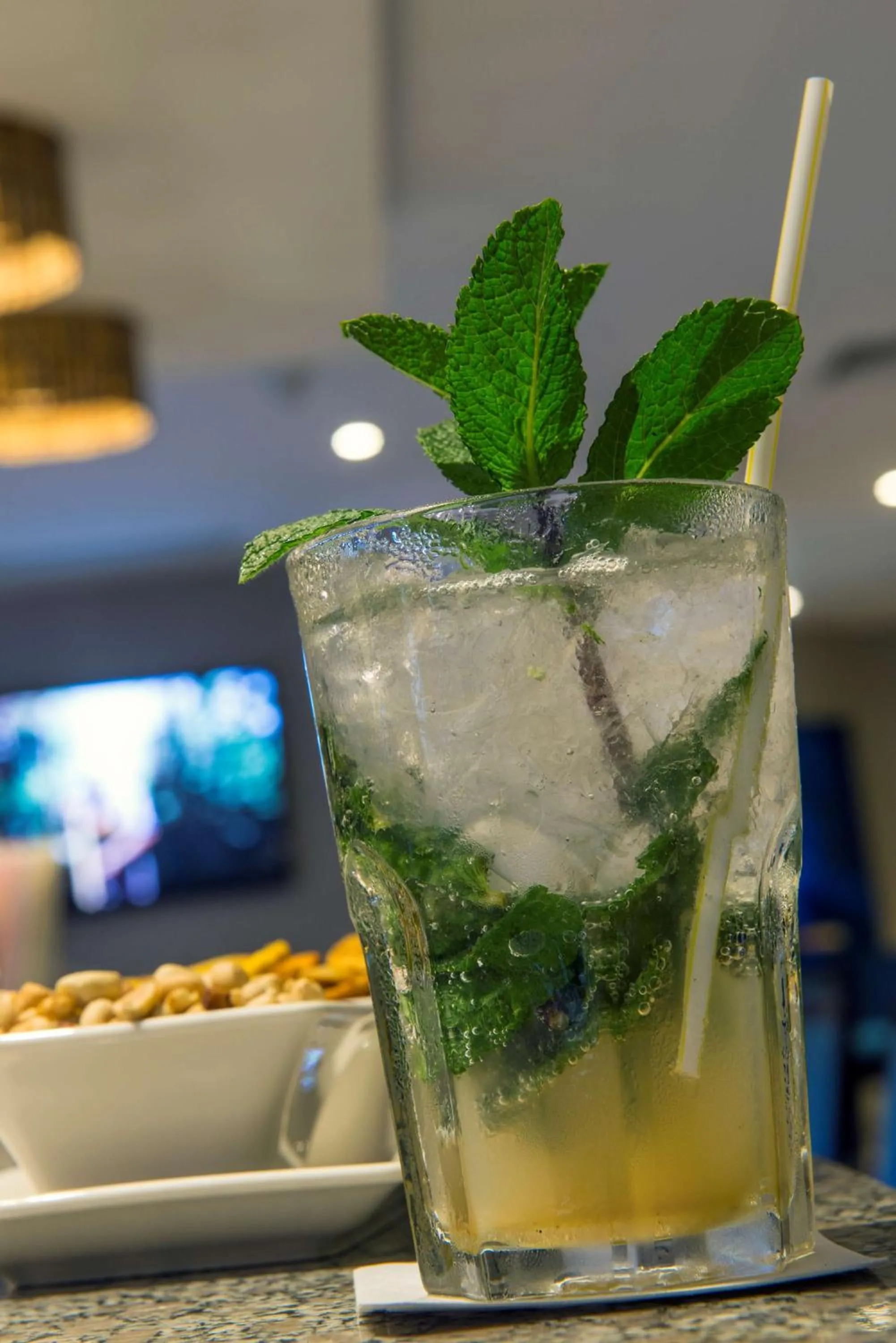 Lounge or bar in Radisson Blu Mammy Yoko Hotel