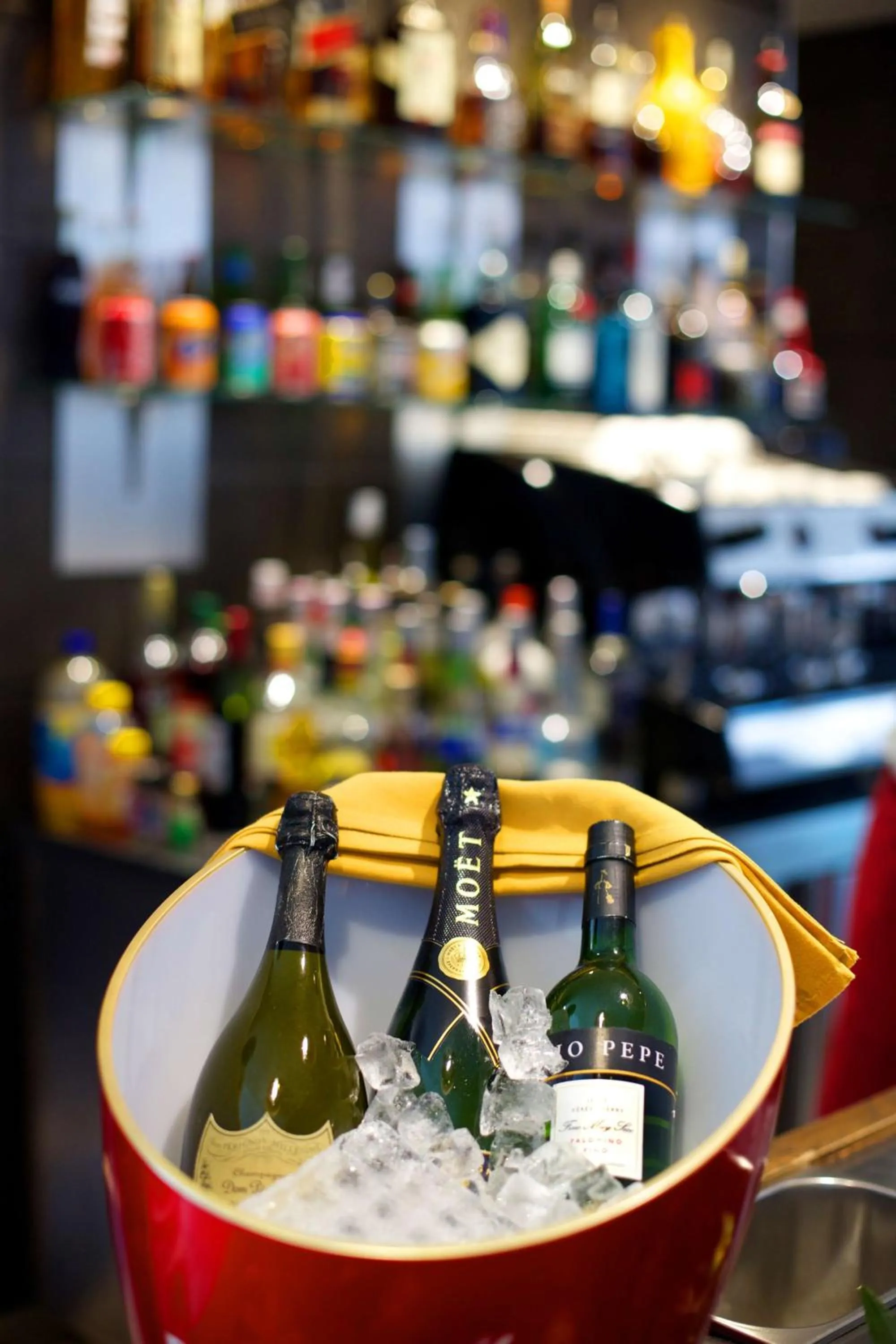 Lounge or bar in Radisson Blu Mammy Yoko Hotel