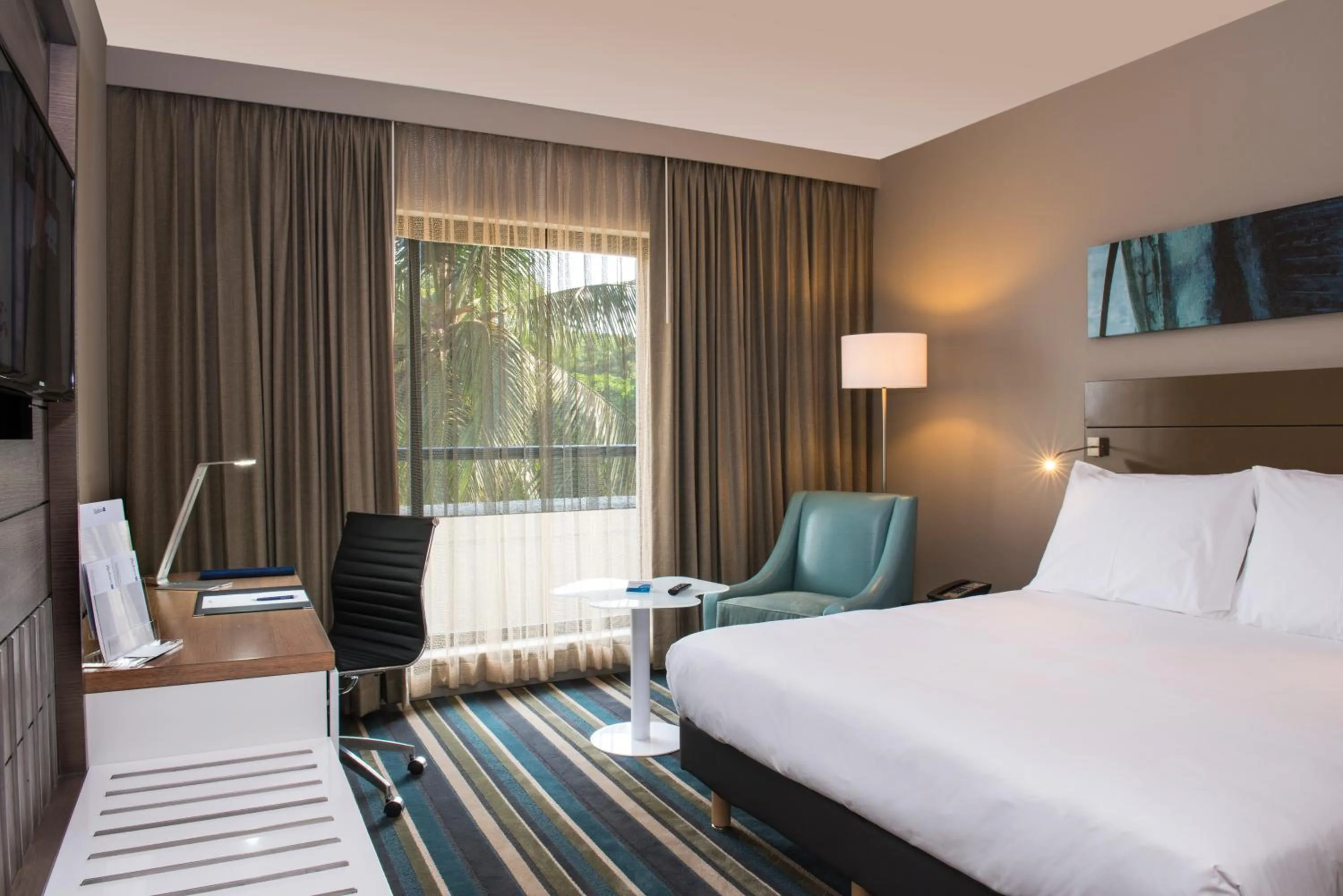 Photo of the whole room, Bed in Radisson Blu Mammy Yoko Hotel