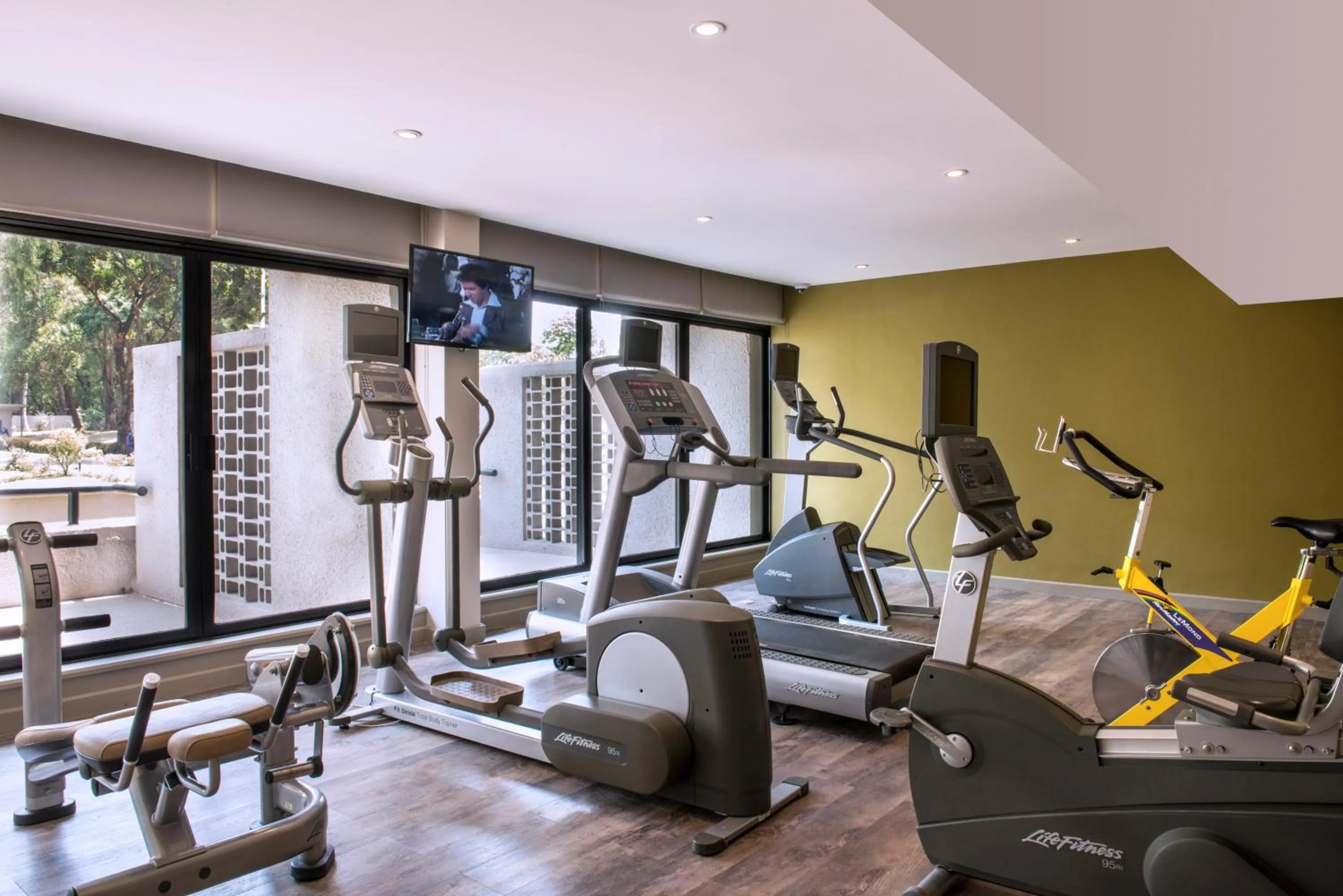 Fitness centre/facilities in Radisson Blu Mammy Yoko Hotel