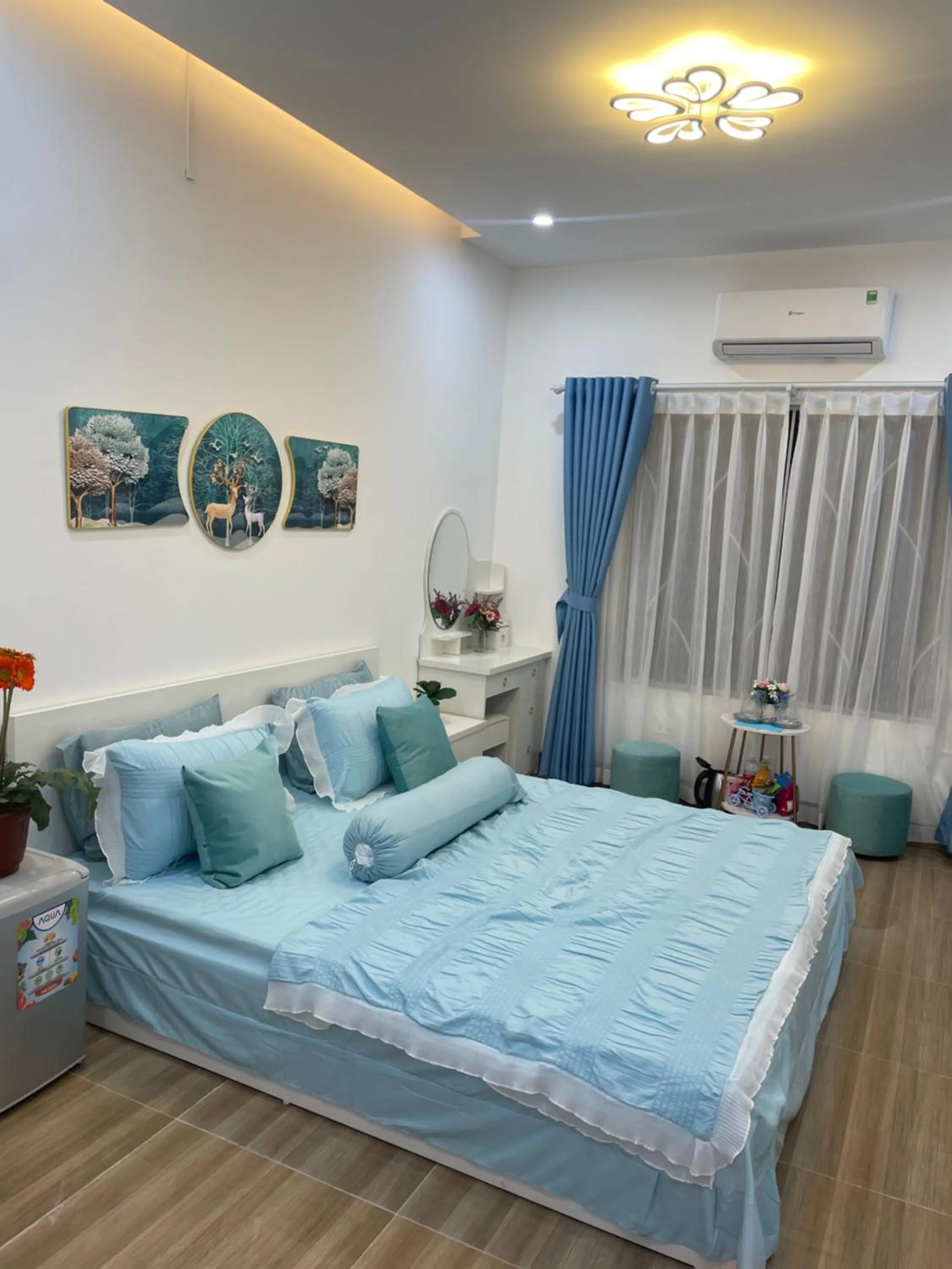 Bedroom, Bed in Nhà Nghỉ Huyền Anh
