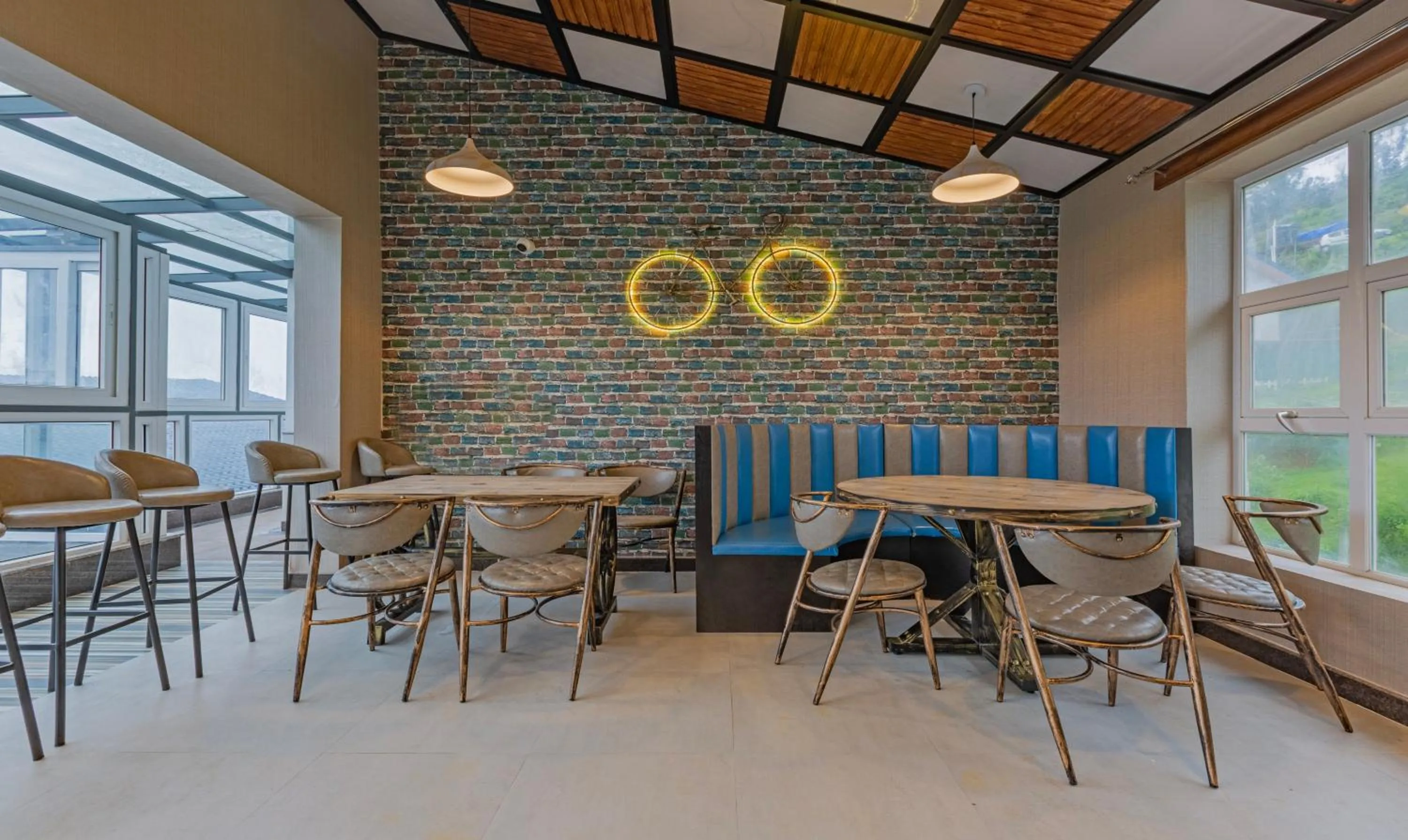 Restaurant/places to eat in Treebo Windsor Heights