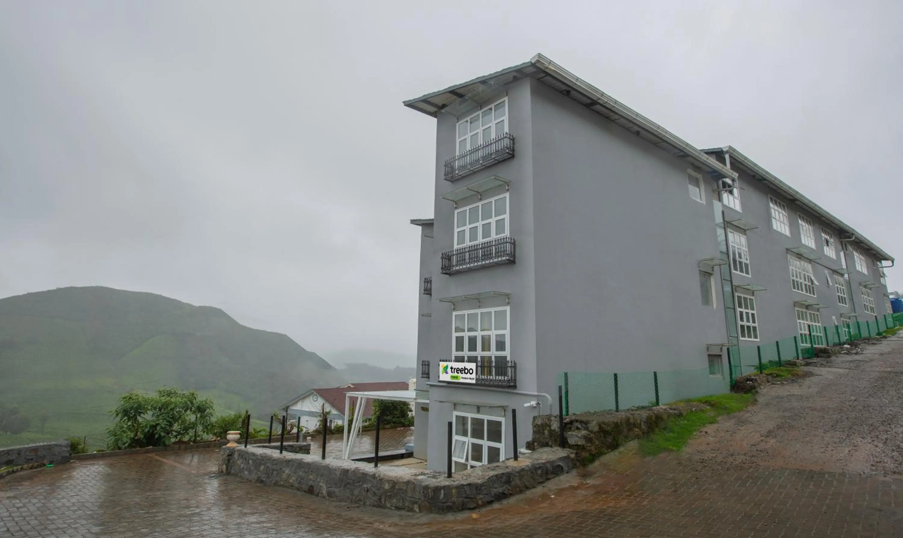 Facade/entrance in Treebo Windsor Heights