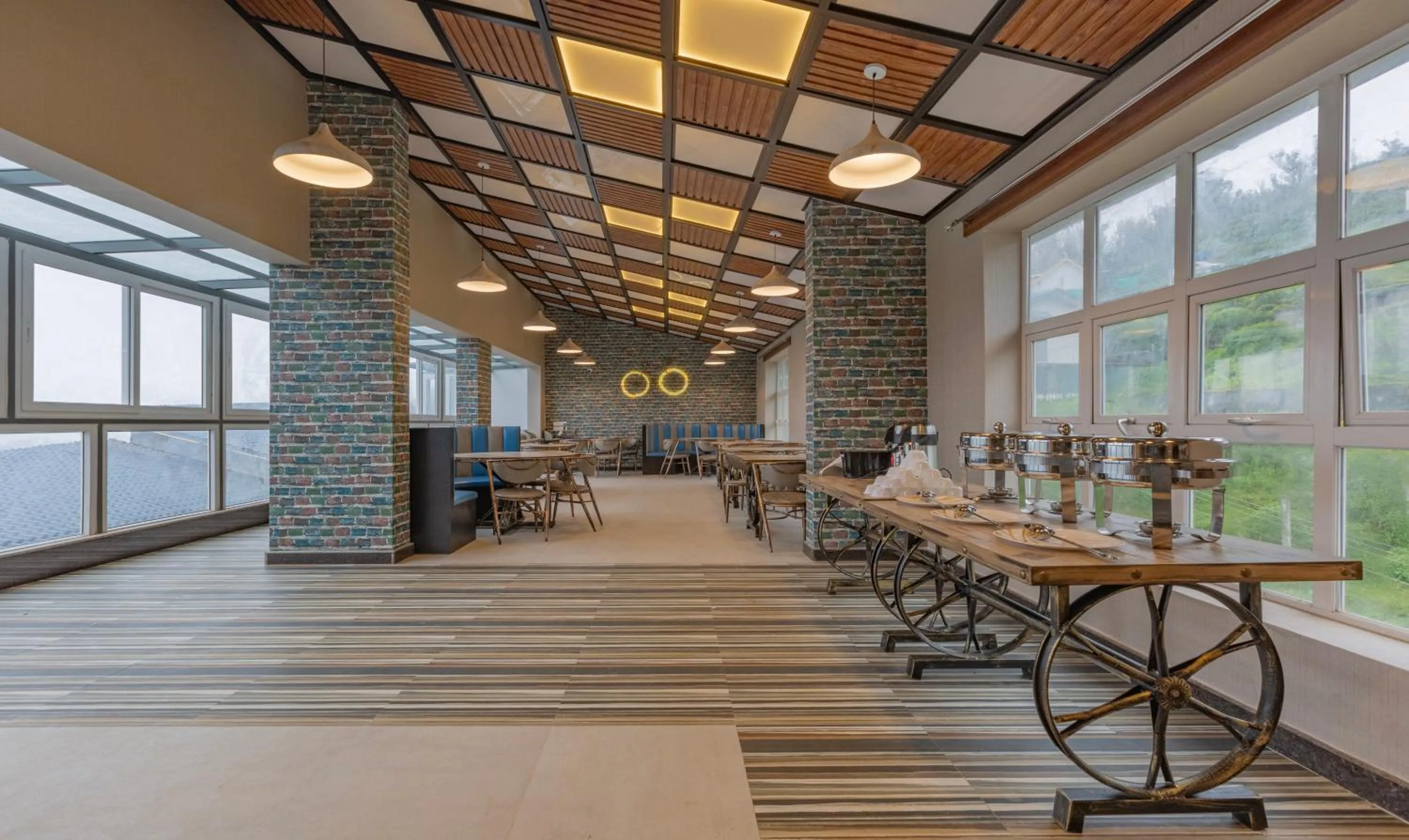 Restaurant/places to eat in Treebo Windsor Heights