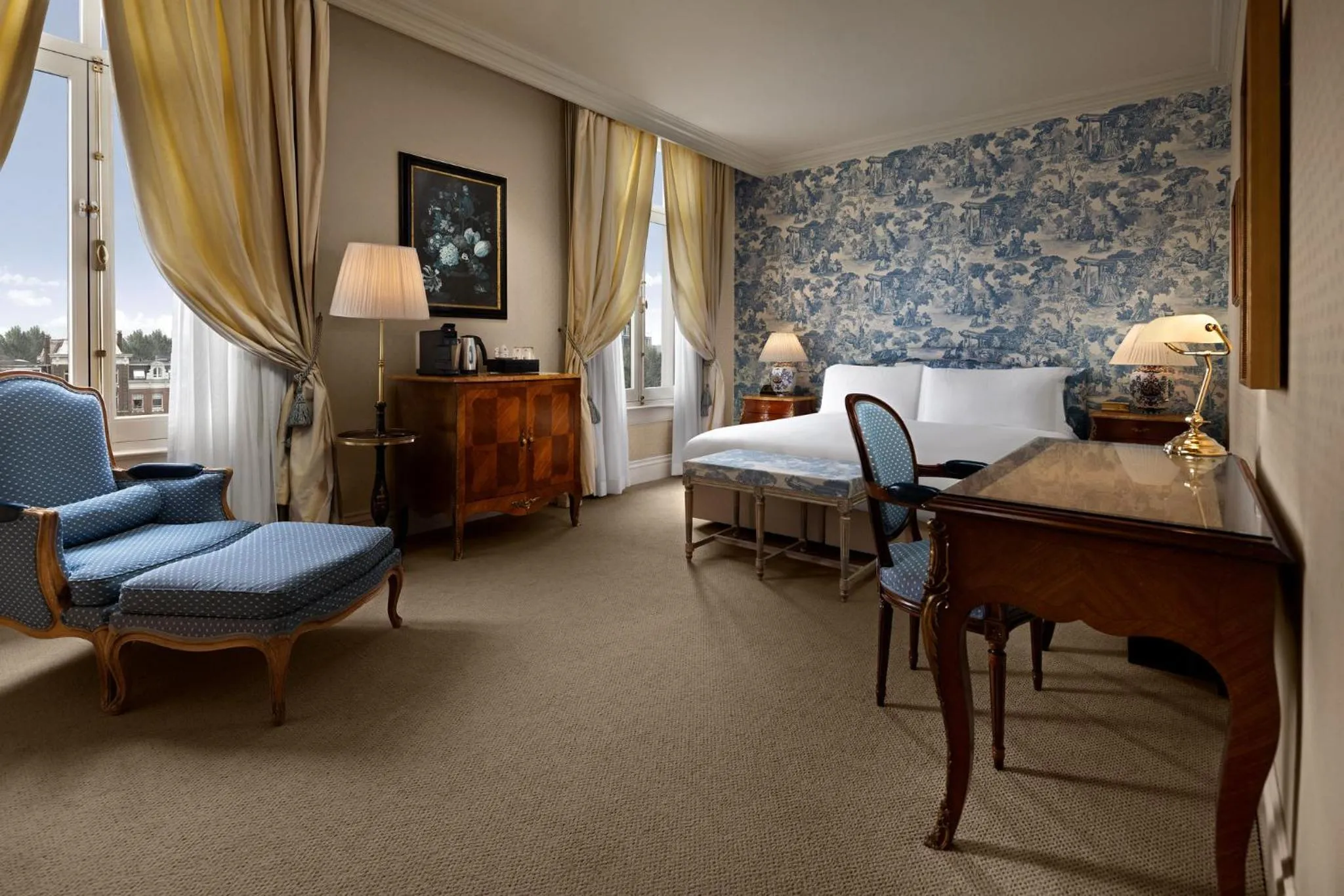 Photo of the whole room, Bed in InterContinental Amstel Amsterdam by IHG