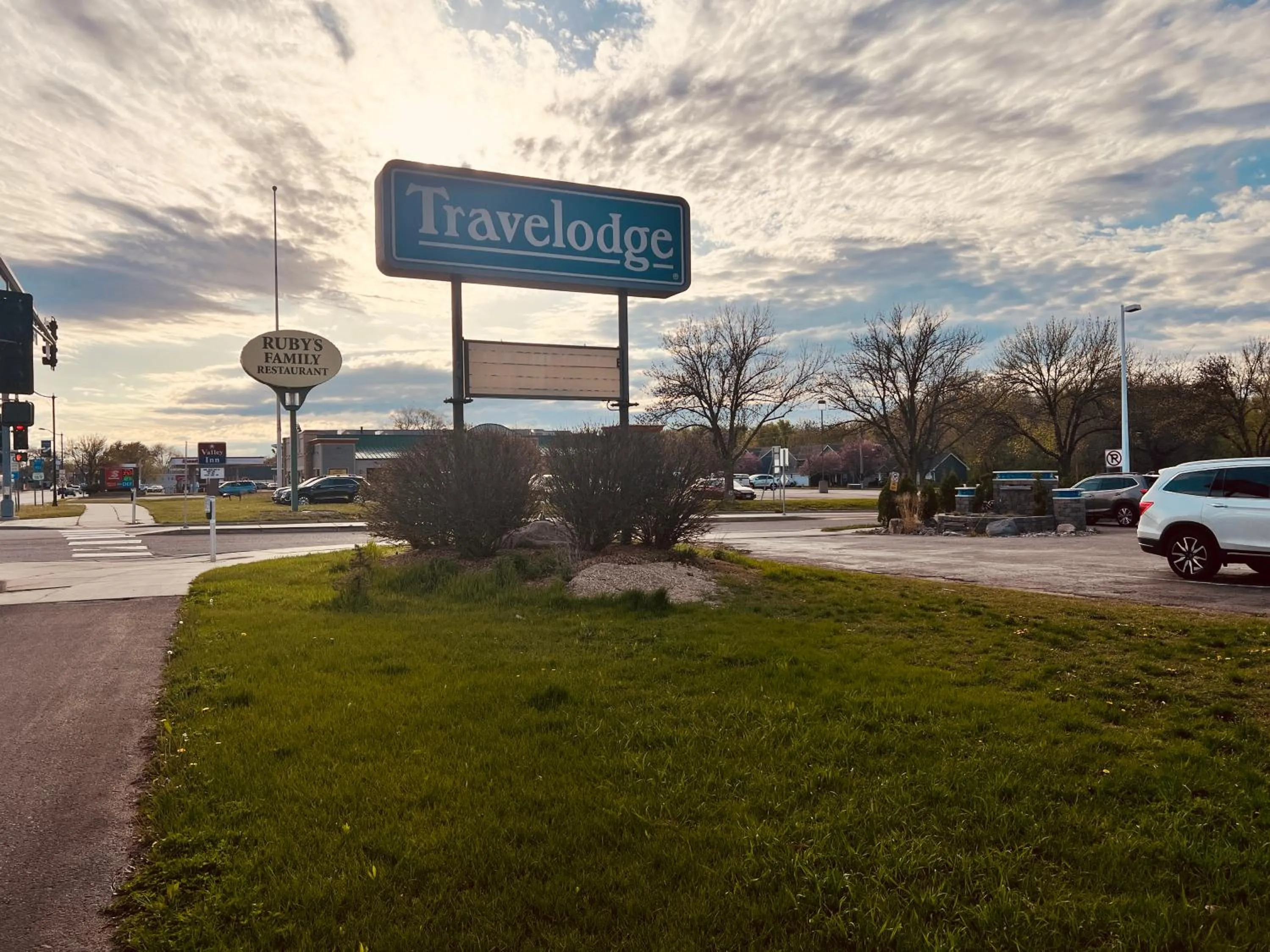 Property building in Travelodge by Wyndham Valleyfair Shakopee