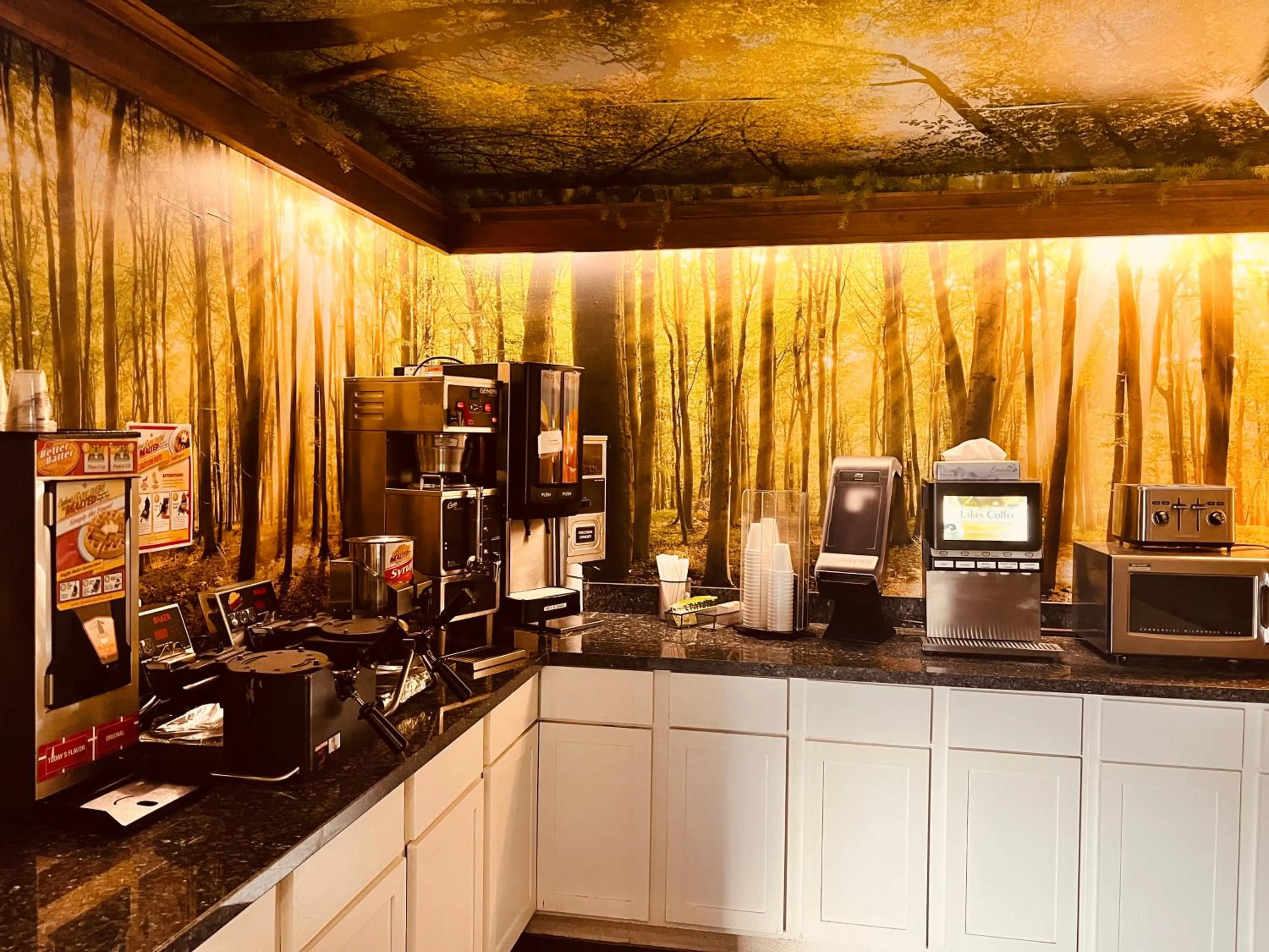 Breakfast in Travelodge by Wyndham Valleyfair Shakopee