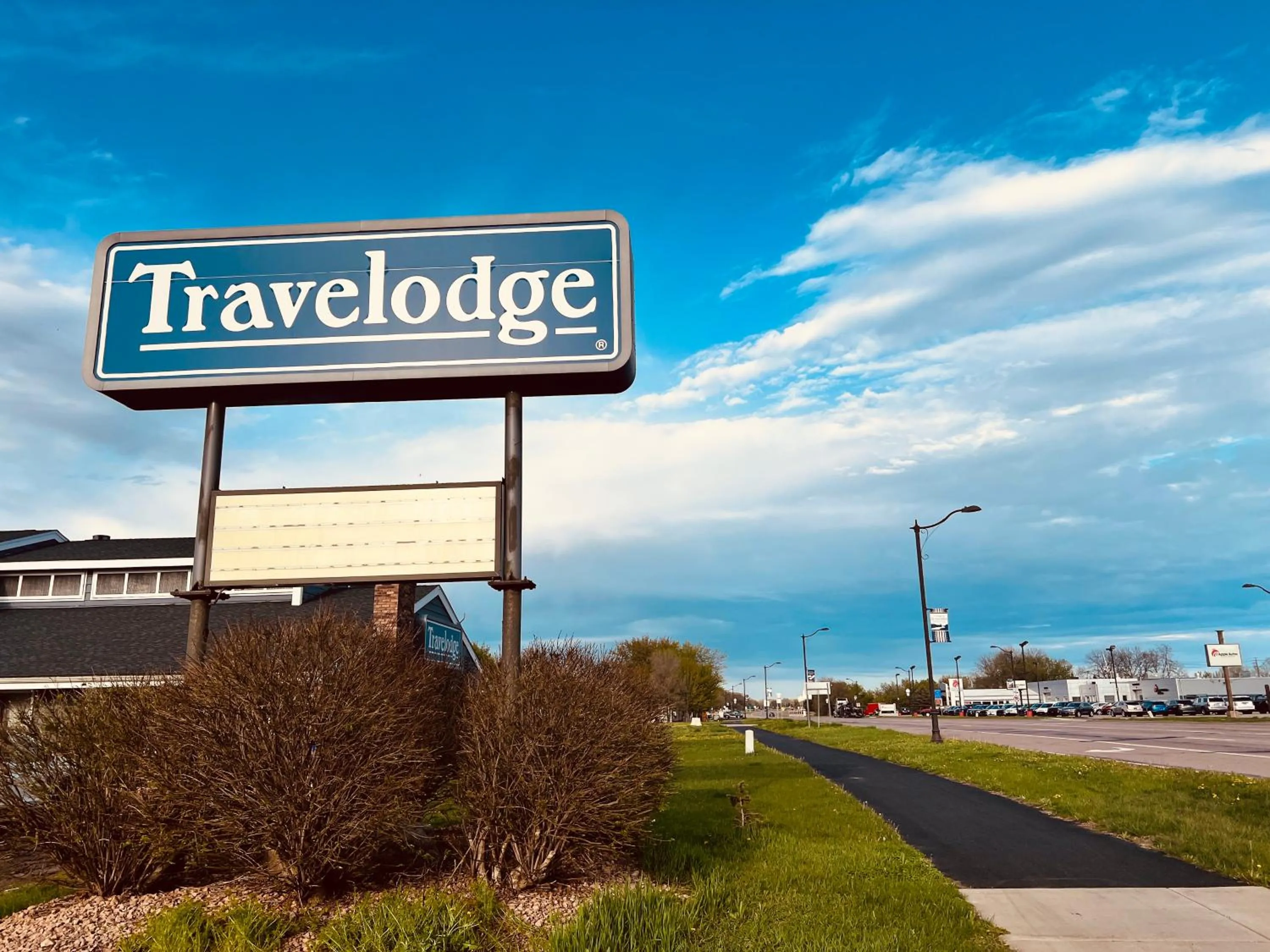 Property building in Travelodge by Wyndham Valleyfair Shakopee