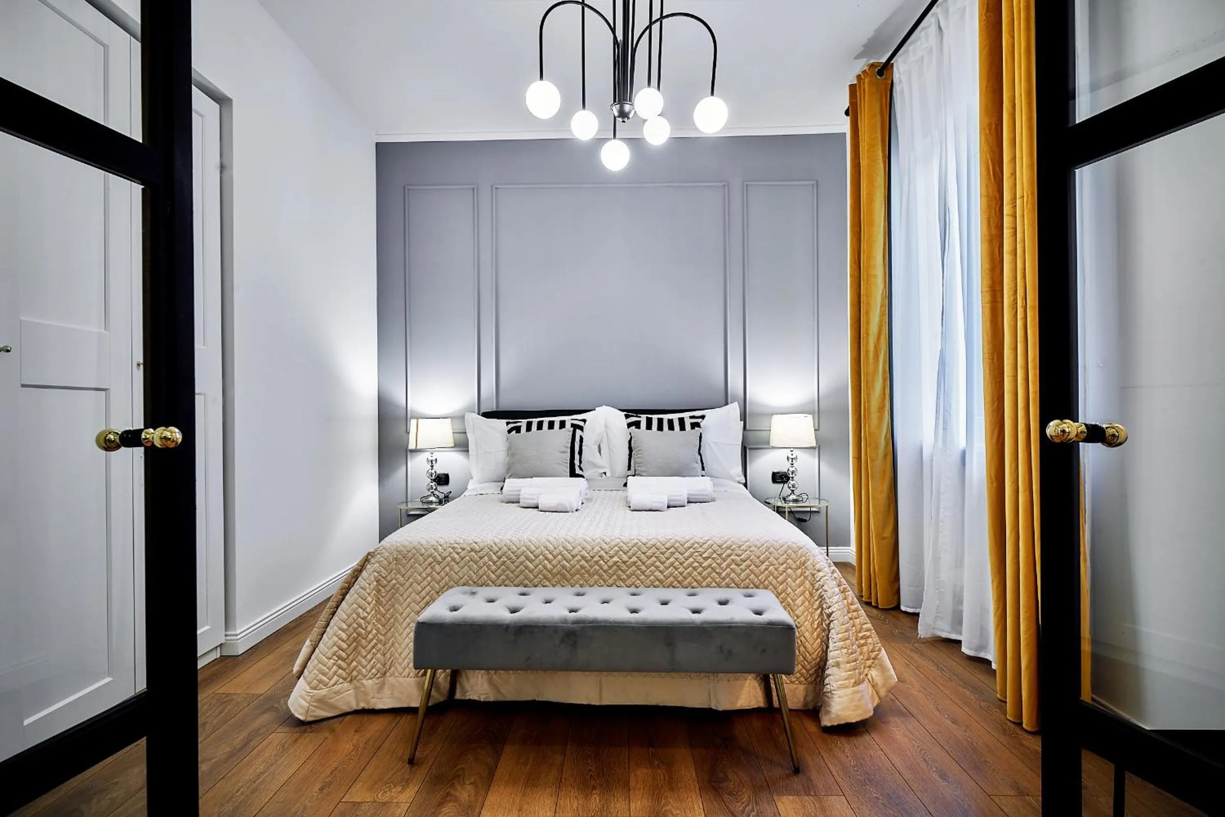 ChicLife - LILIENBLUM CHIC Borgo Santa Caterina Apartment
