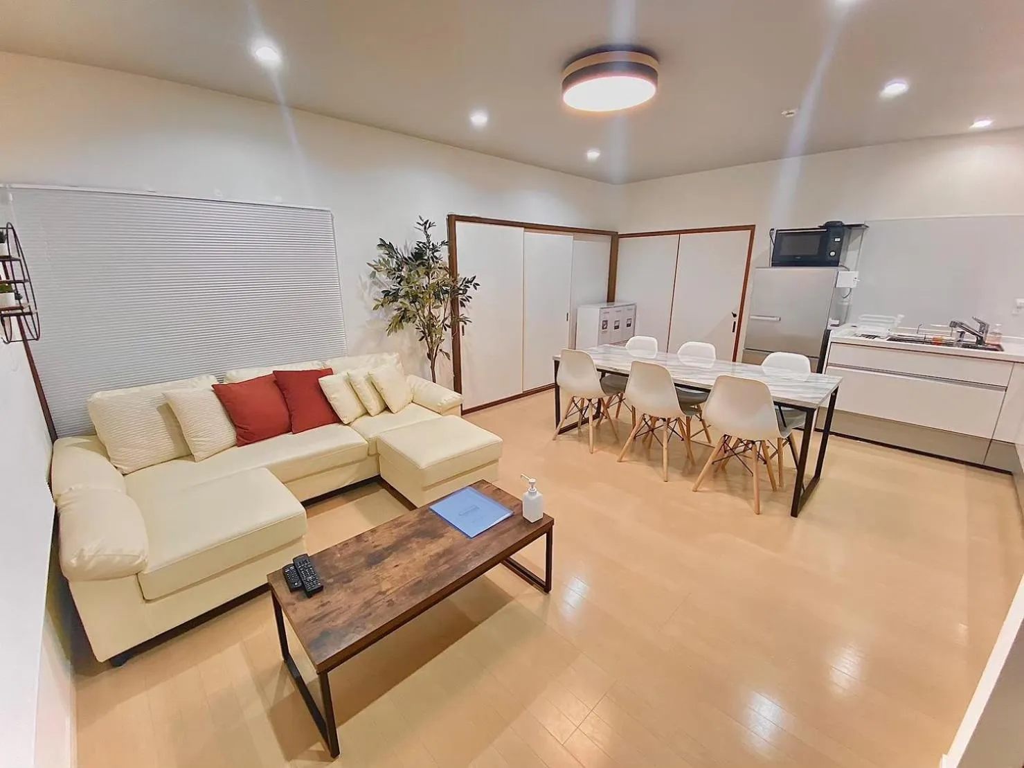 Living room in Eternity Marina HOUSE ONJUKU