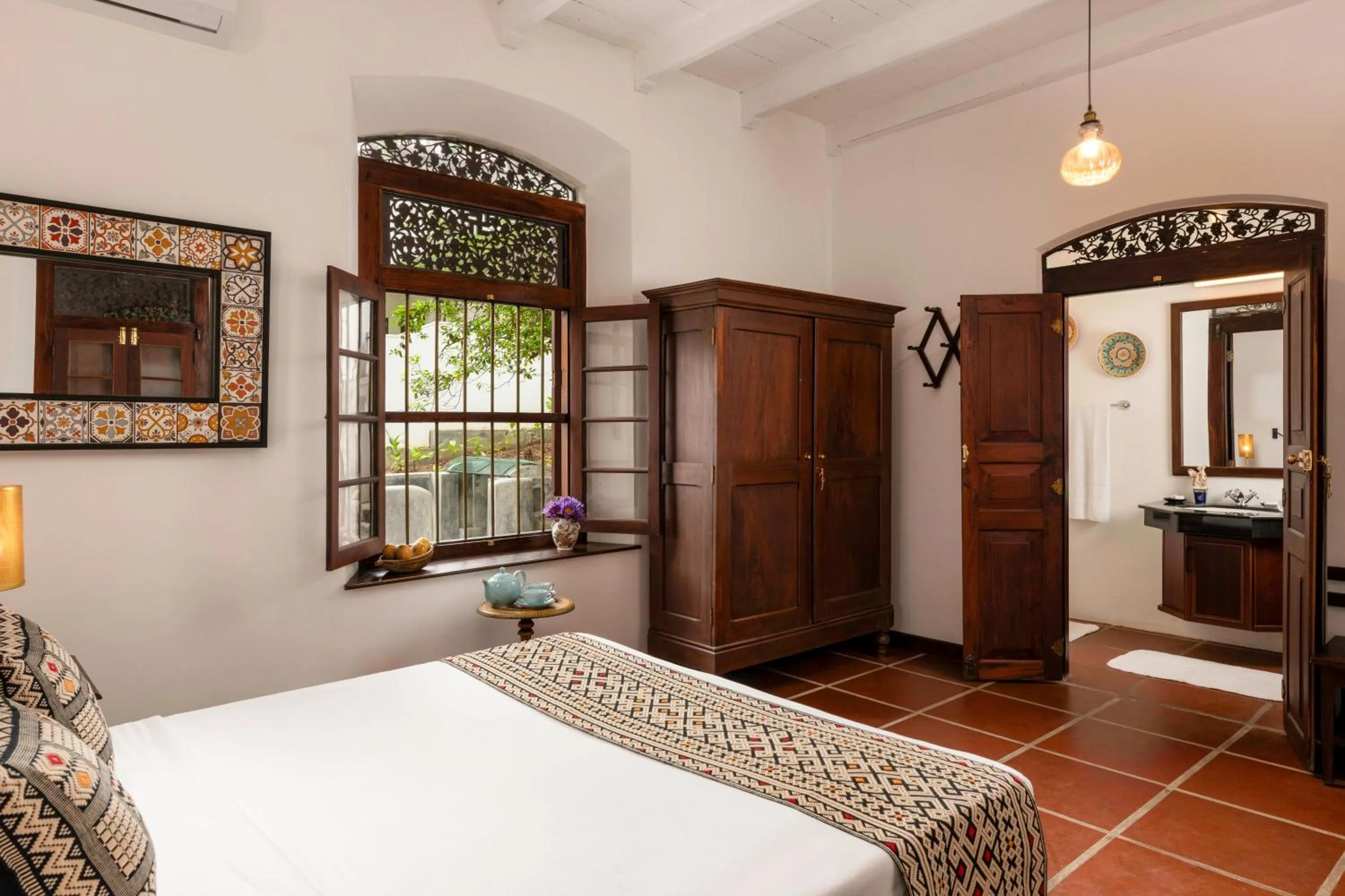 Bed in Jetwing Galle Heritage Home