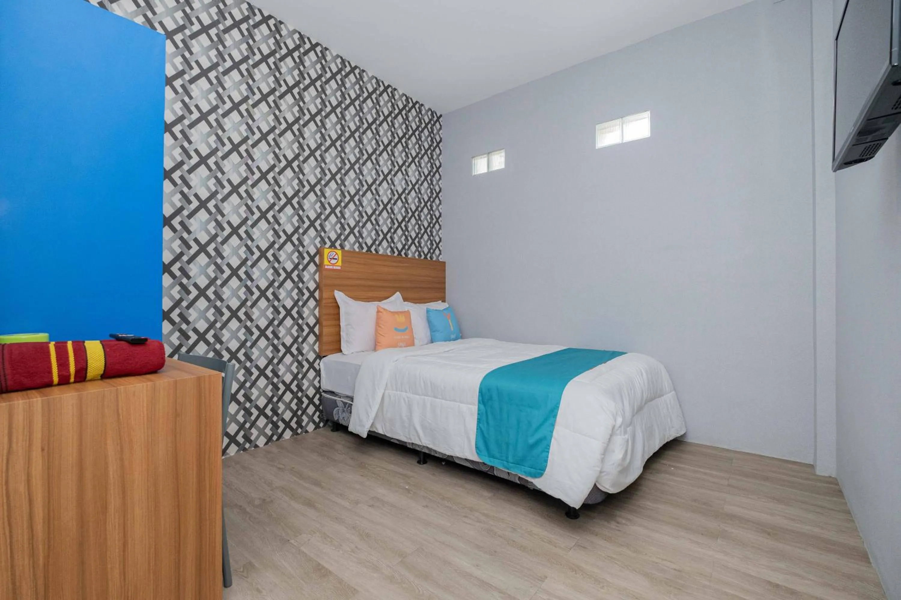 Bedroom, Bed in Sans WM Hotel Blitar