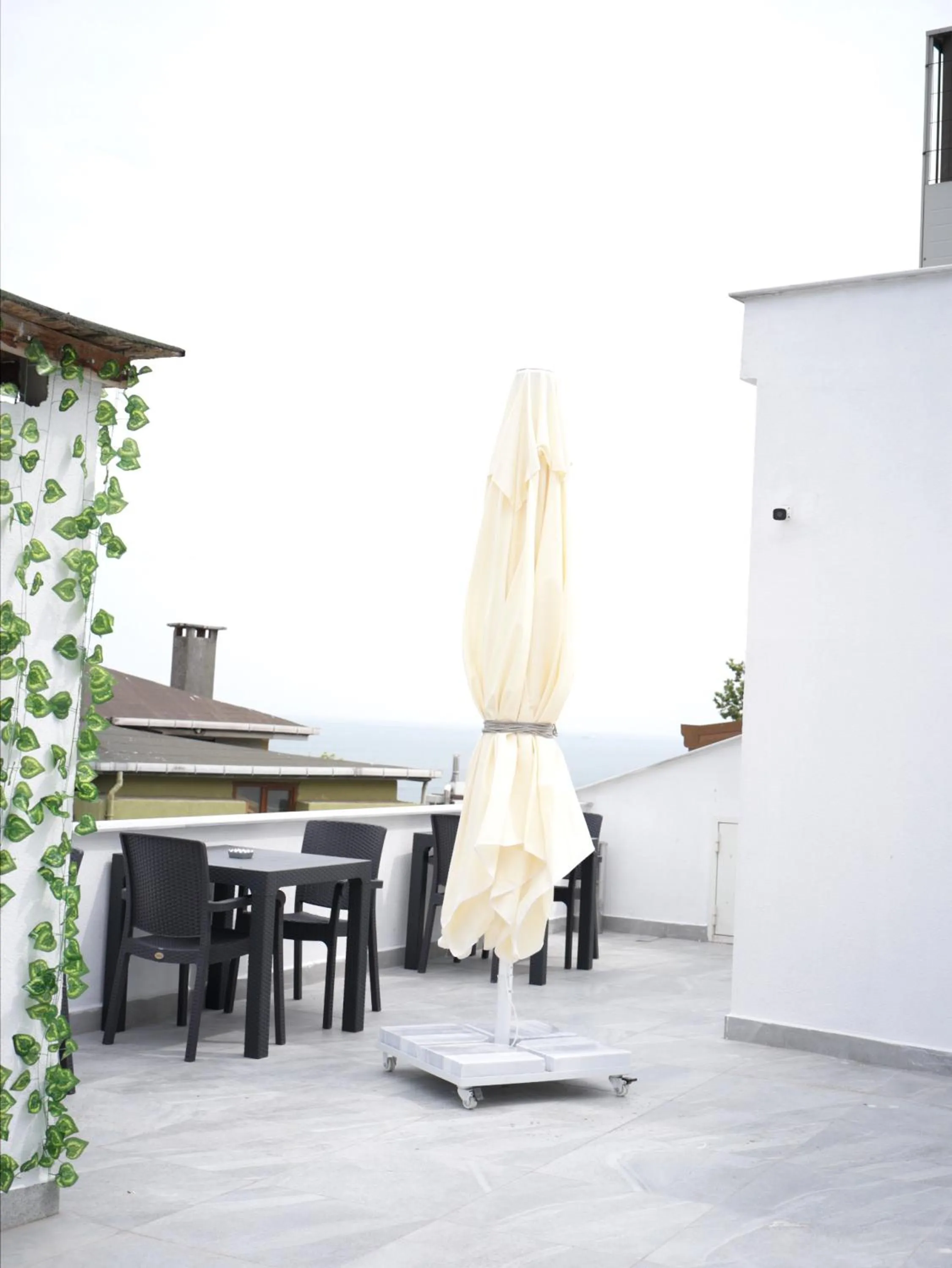 Property building in Hotel Ravi