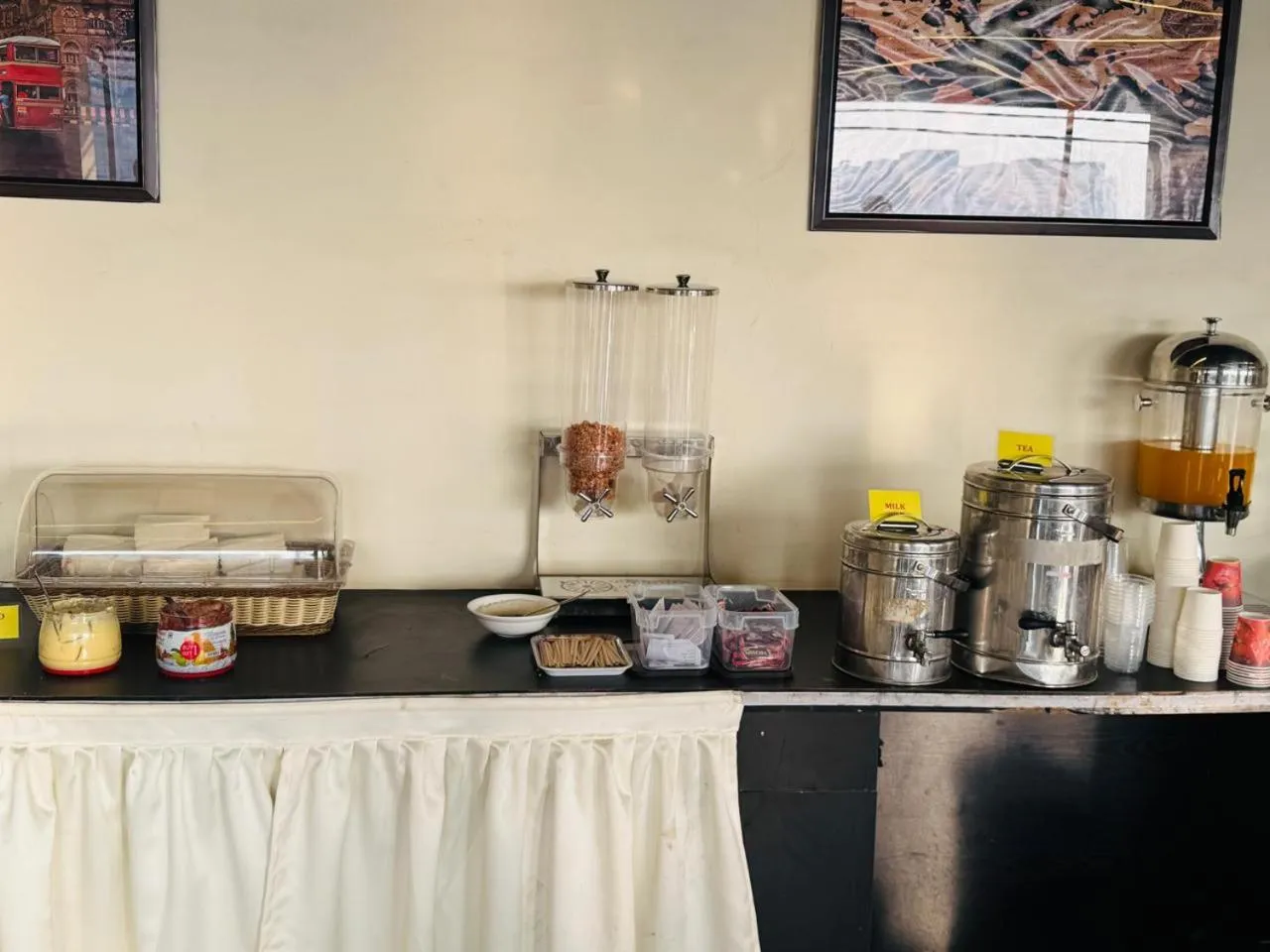 Food and drinks in Hotel BKC Prime Near Trade Centre US Embassy, Mumbai