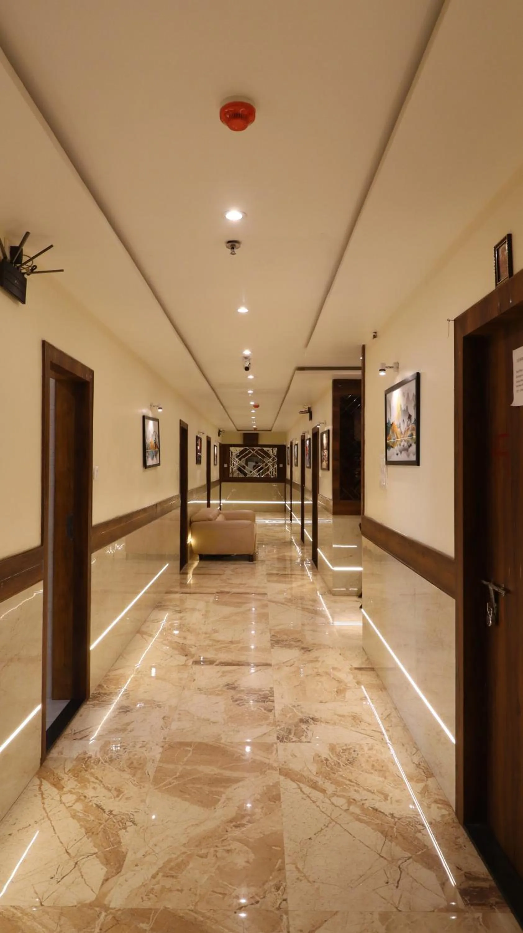 Lobby or reception in Hotel BKC Prime Near Trade Centre US Embassy, Mumbai