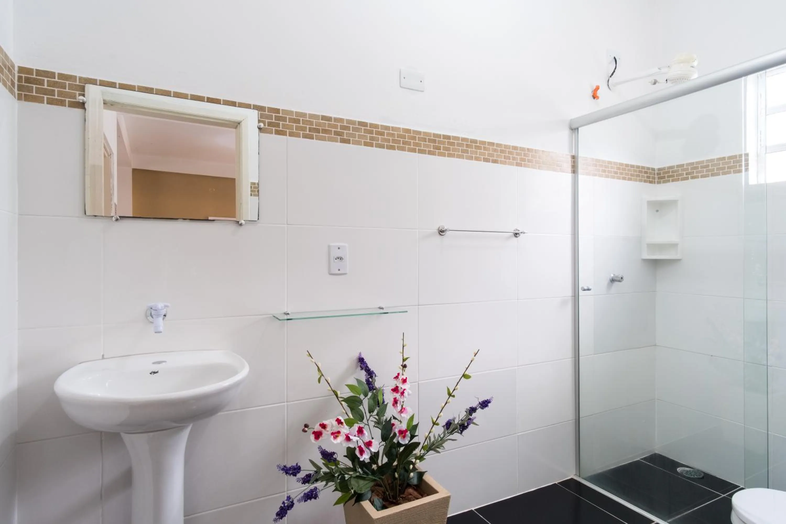 Shower in Recanto Maranduba