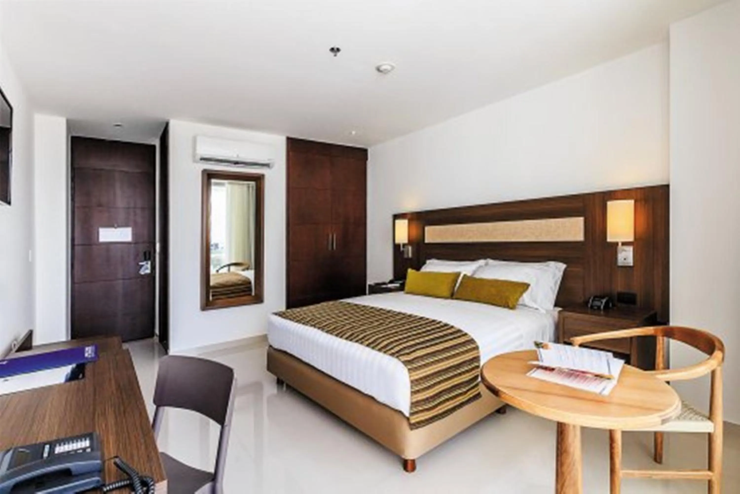 Photo of the whole room, Bed in Hotel Estelar Yopal