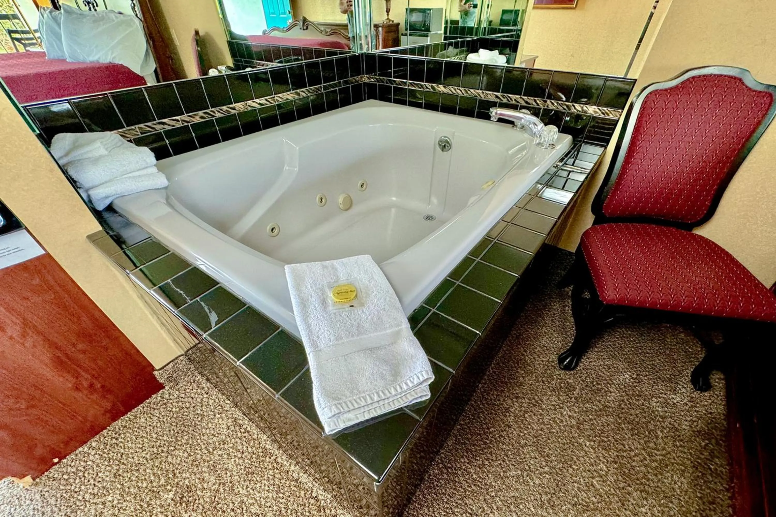 Bed in Rivergate Mountain Lodge