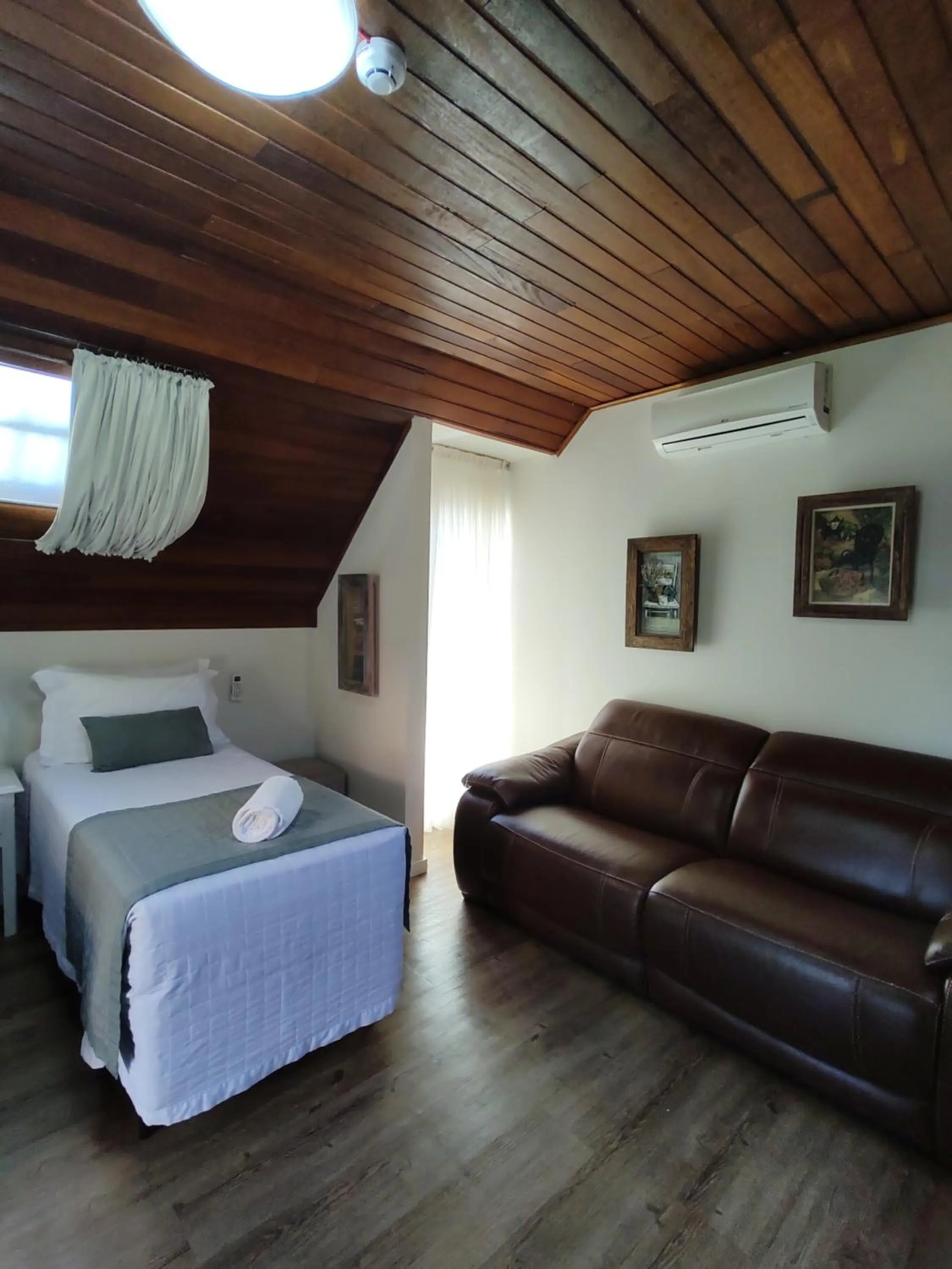 Bed in Hotel Monte Felice Bosque