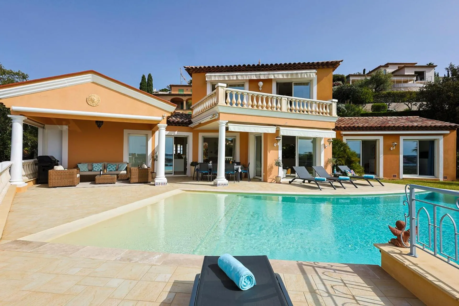 Provenzalische Villa Maison des Loups - Garten mit Meerblick und Infinity Pool by Riviera HomeLife