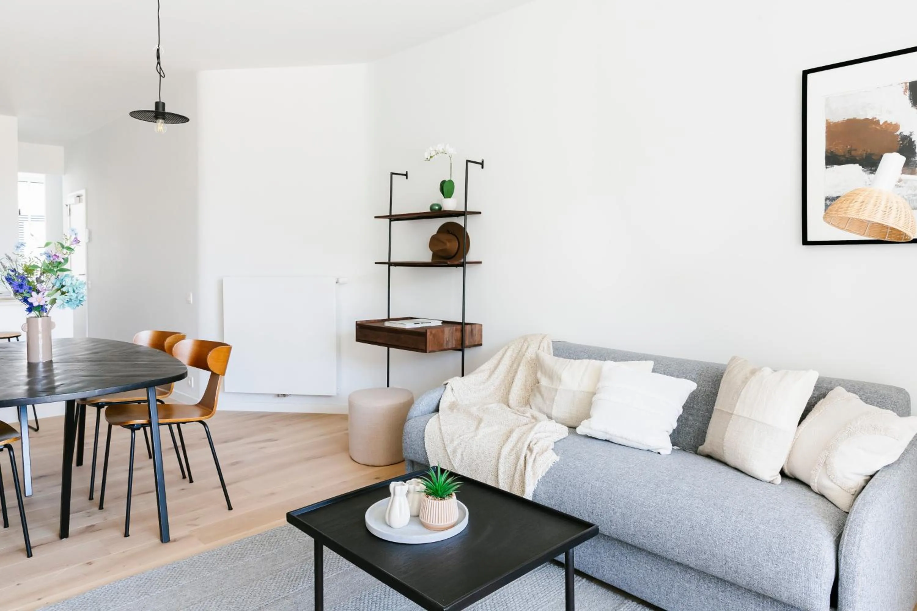 High-end flats at South area