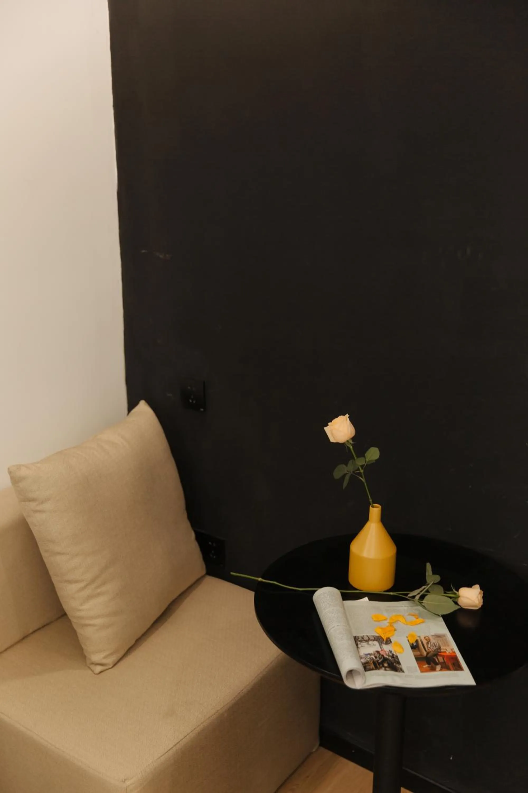 Seating area in City Park Hotel