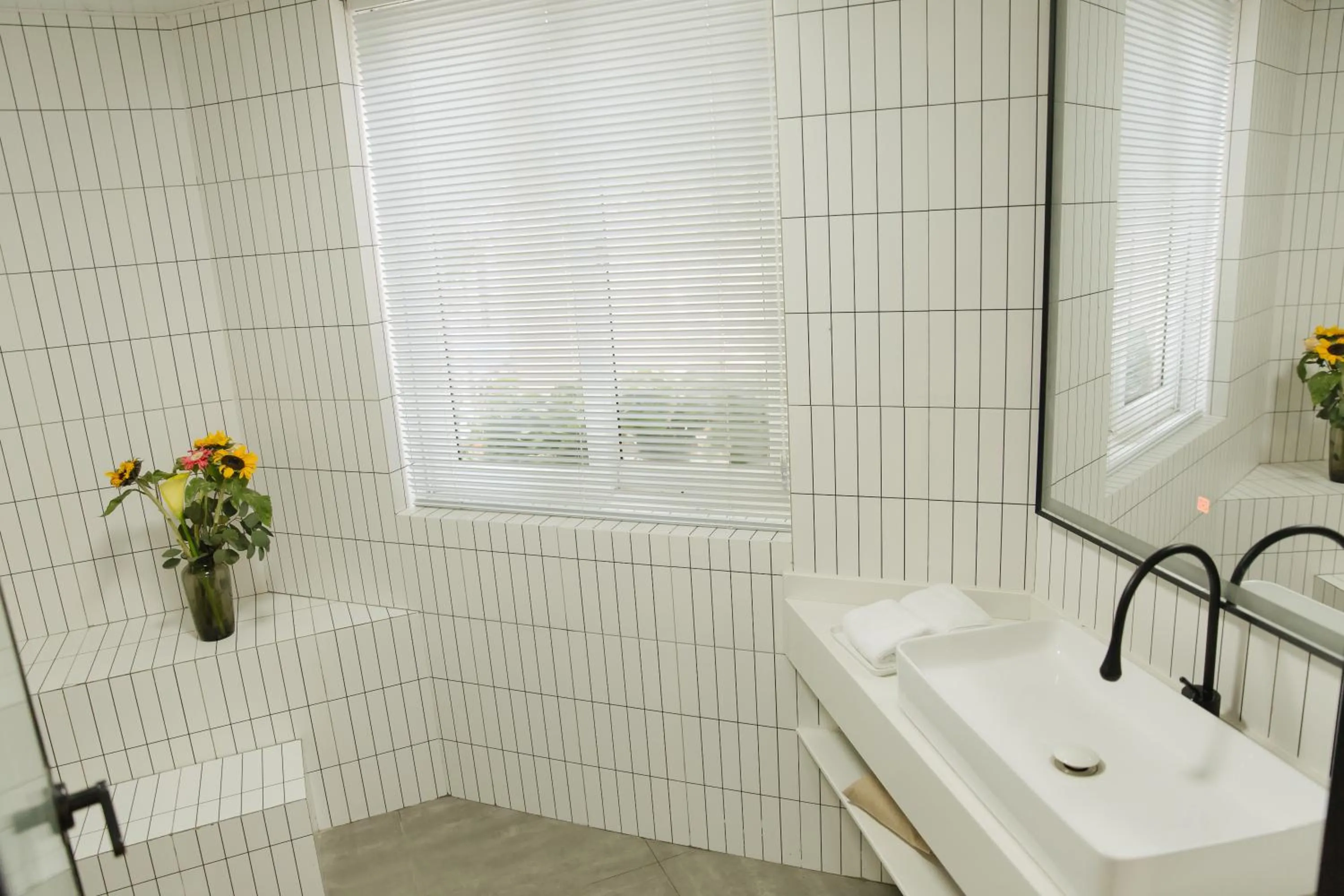 Bathroom in City Park Hotel