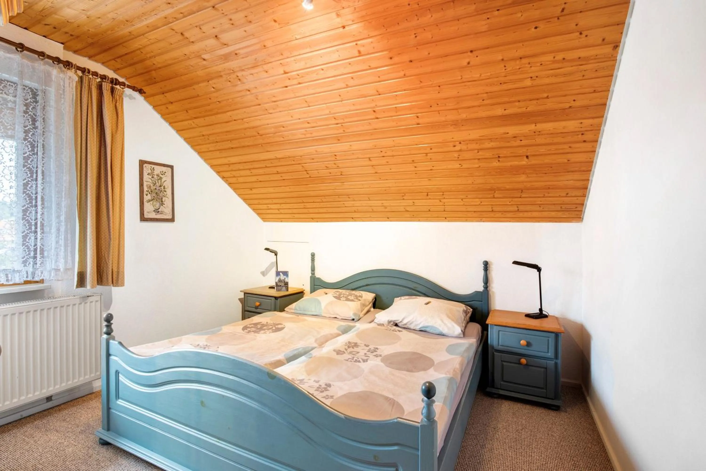 Property building, Bed in Haus Bross