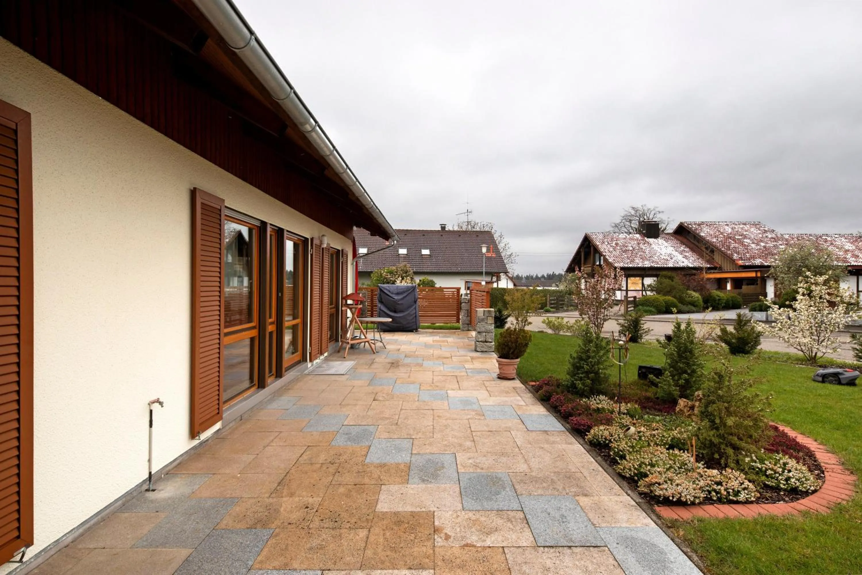 Property building in Haus Bross