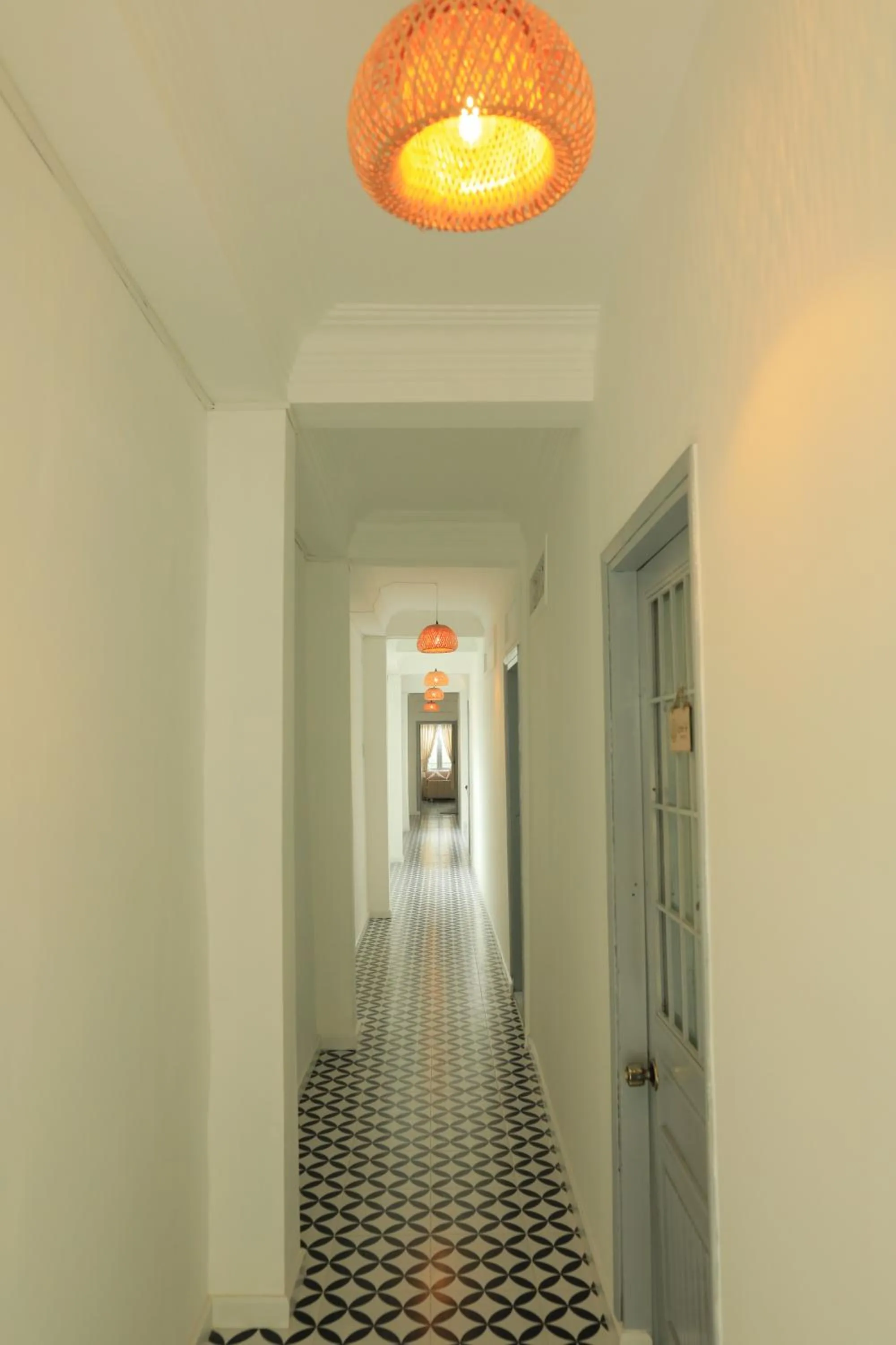 Property building in LA VIE EN ROSE 2 Hotel