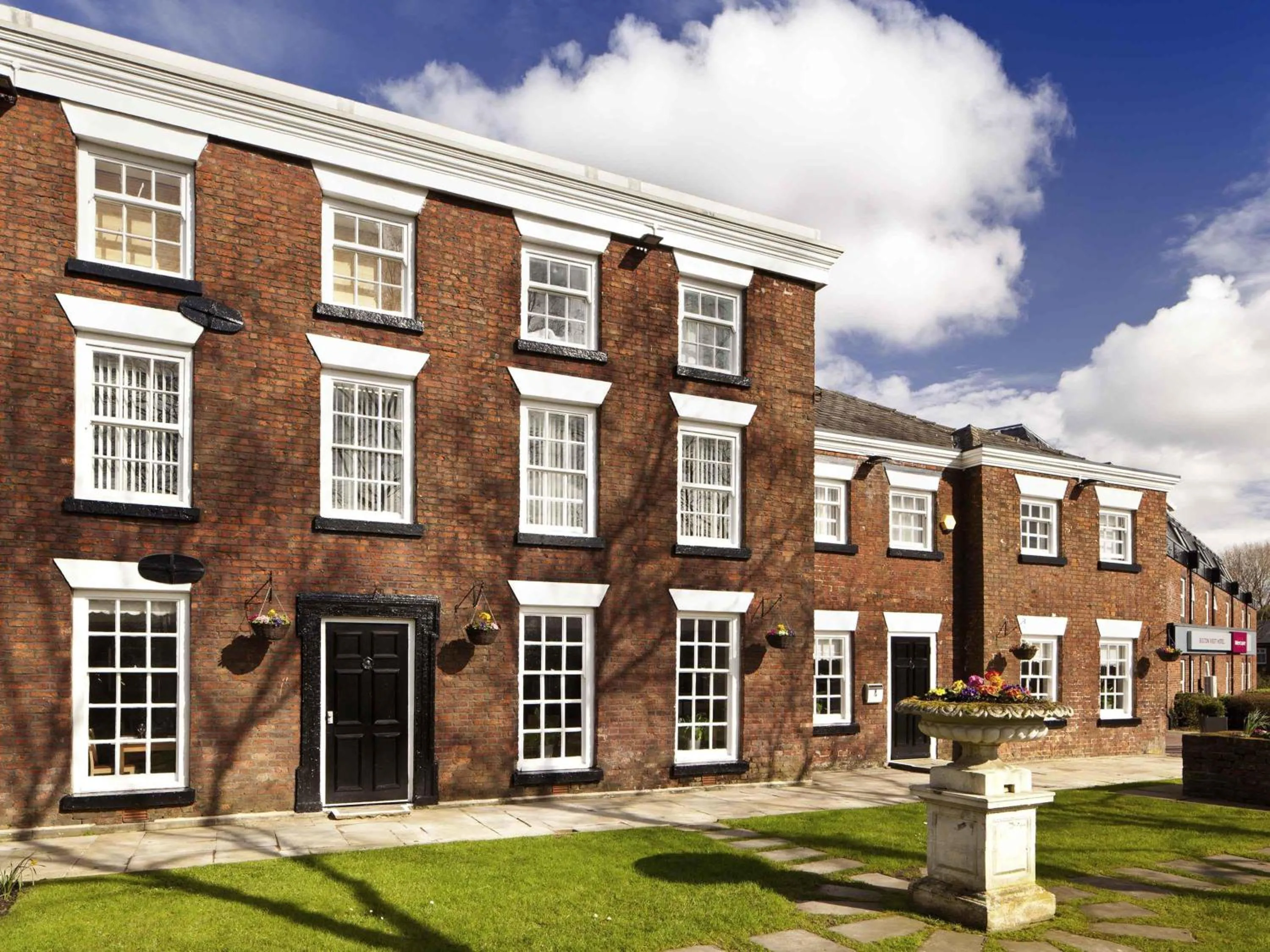Property building in Mercure Bolton Georgian House Hotel
