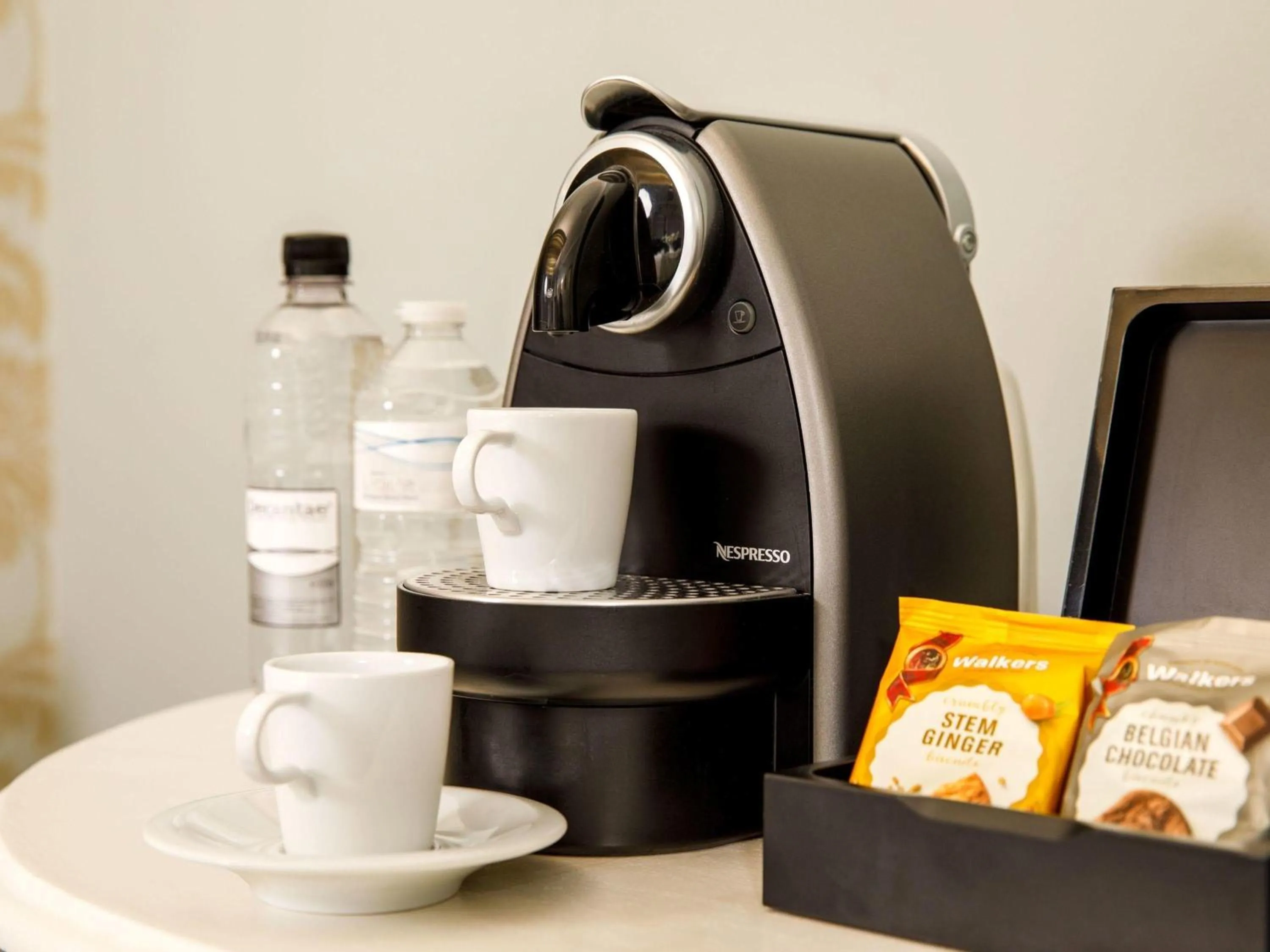 Bedroom in Mercure Bolton Georgian House Hotel