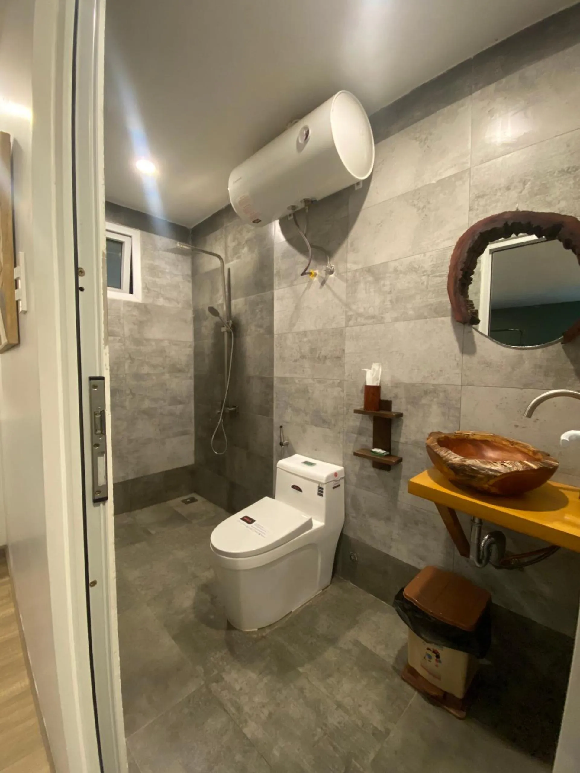 Bathroom in Pi House - Nhà ở Đà Lạt 2