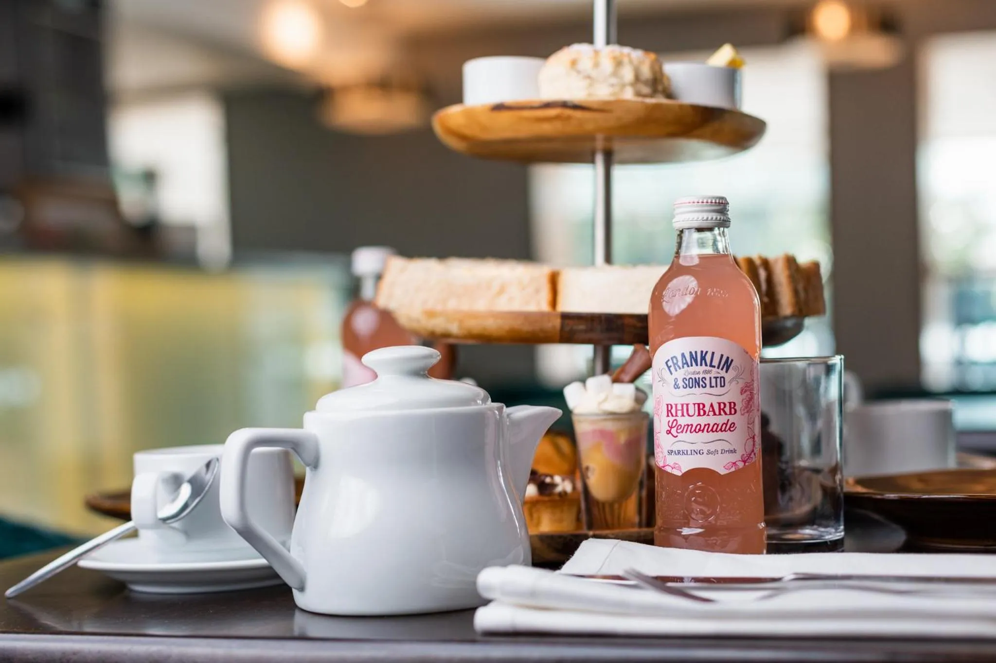 Coffee/tea facilities in Holiday Inn Newcastle-Jesmond by IHG