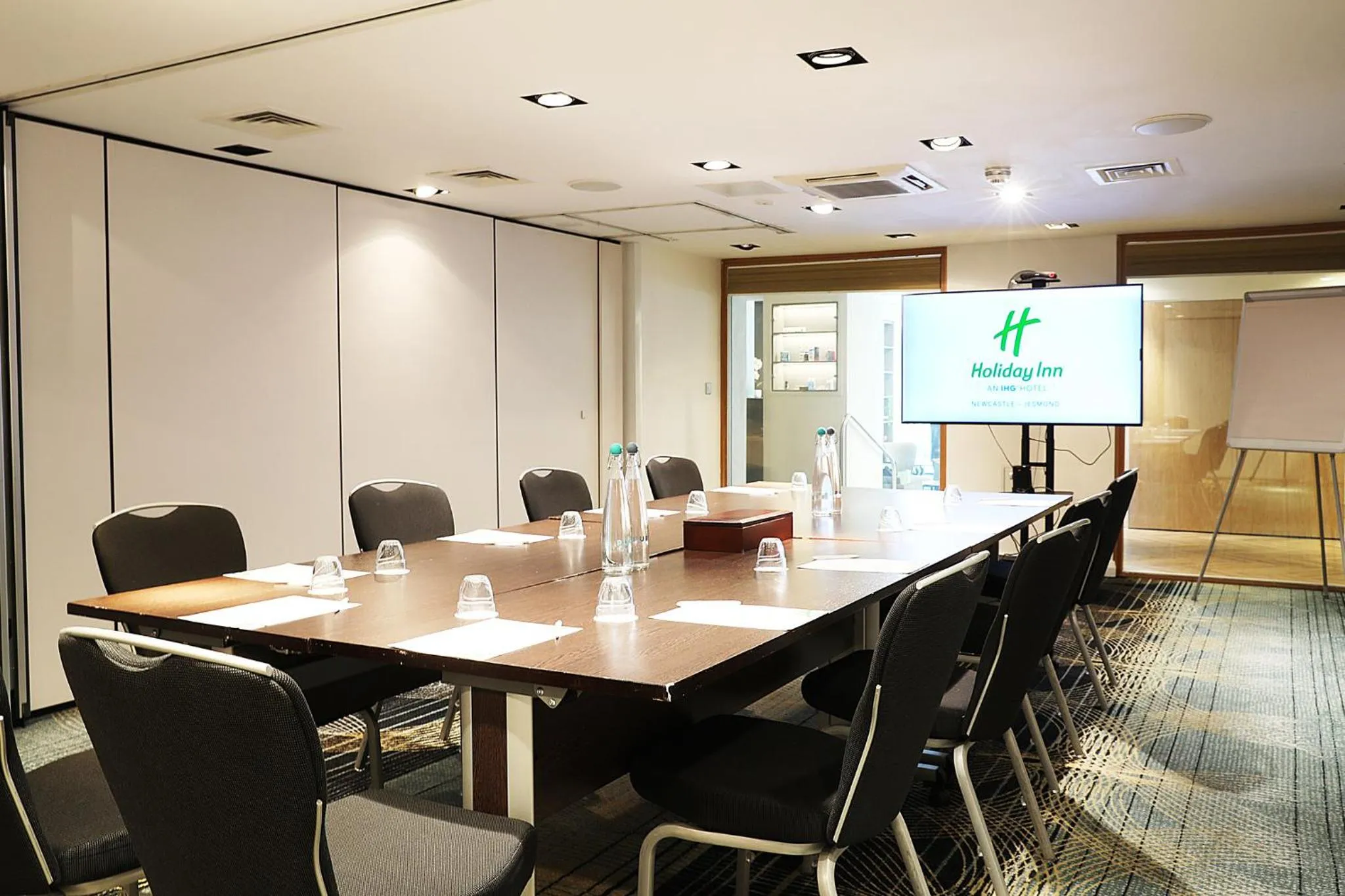 Meeting/conference room in Holiday Inn Newcastle-Jesmond by IHG
