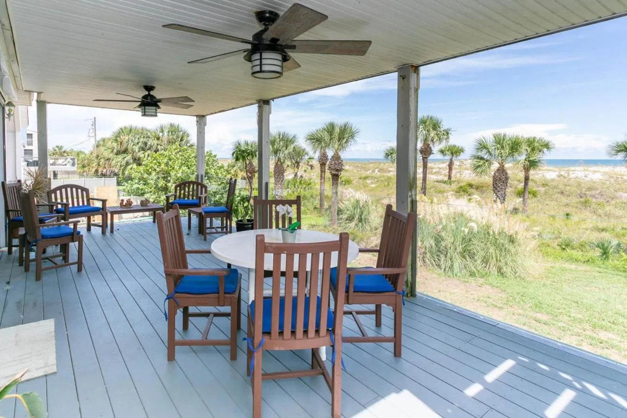 Sea Glass Cottage - An Oceanfront Experience