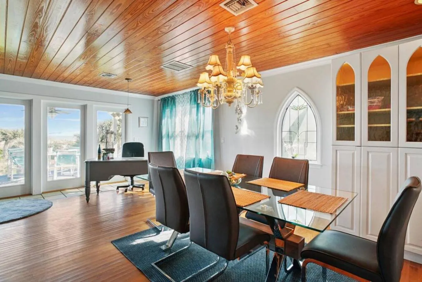 Sea Glass Cottage - An Oceanfront Experience