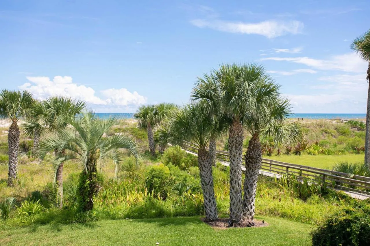 Sea Glass Cottage - An Oceanfront Experience