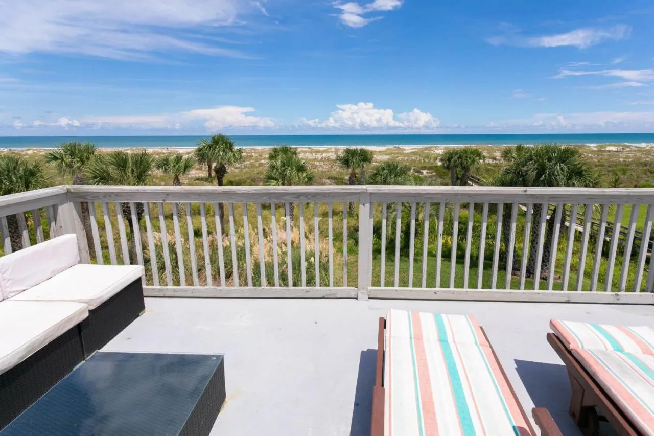 Sea Glass Cottage - An Oceanfront Experience