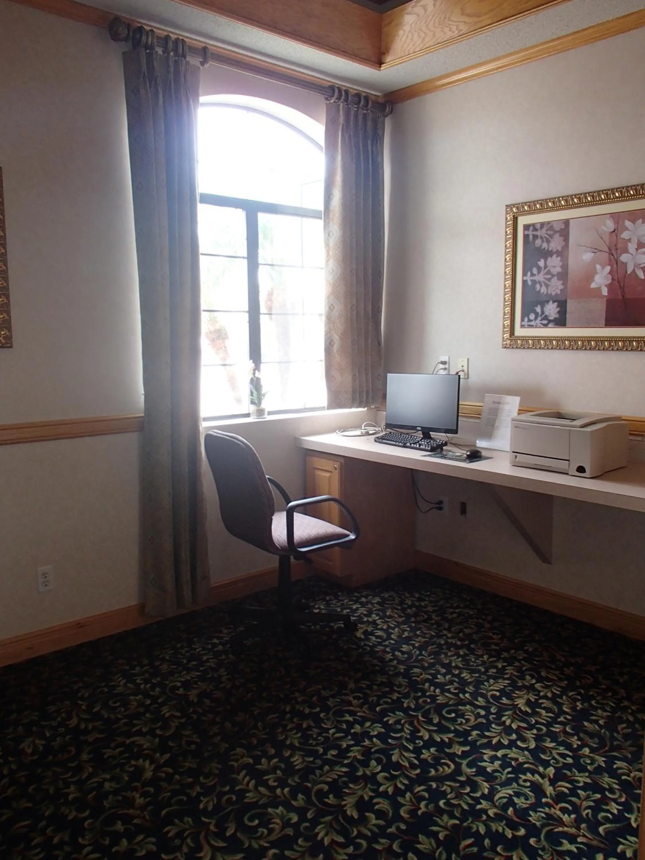 Business facilities in Days Inn & Suites by Wyndham Corpus Christi Central