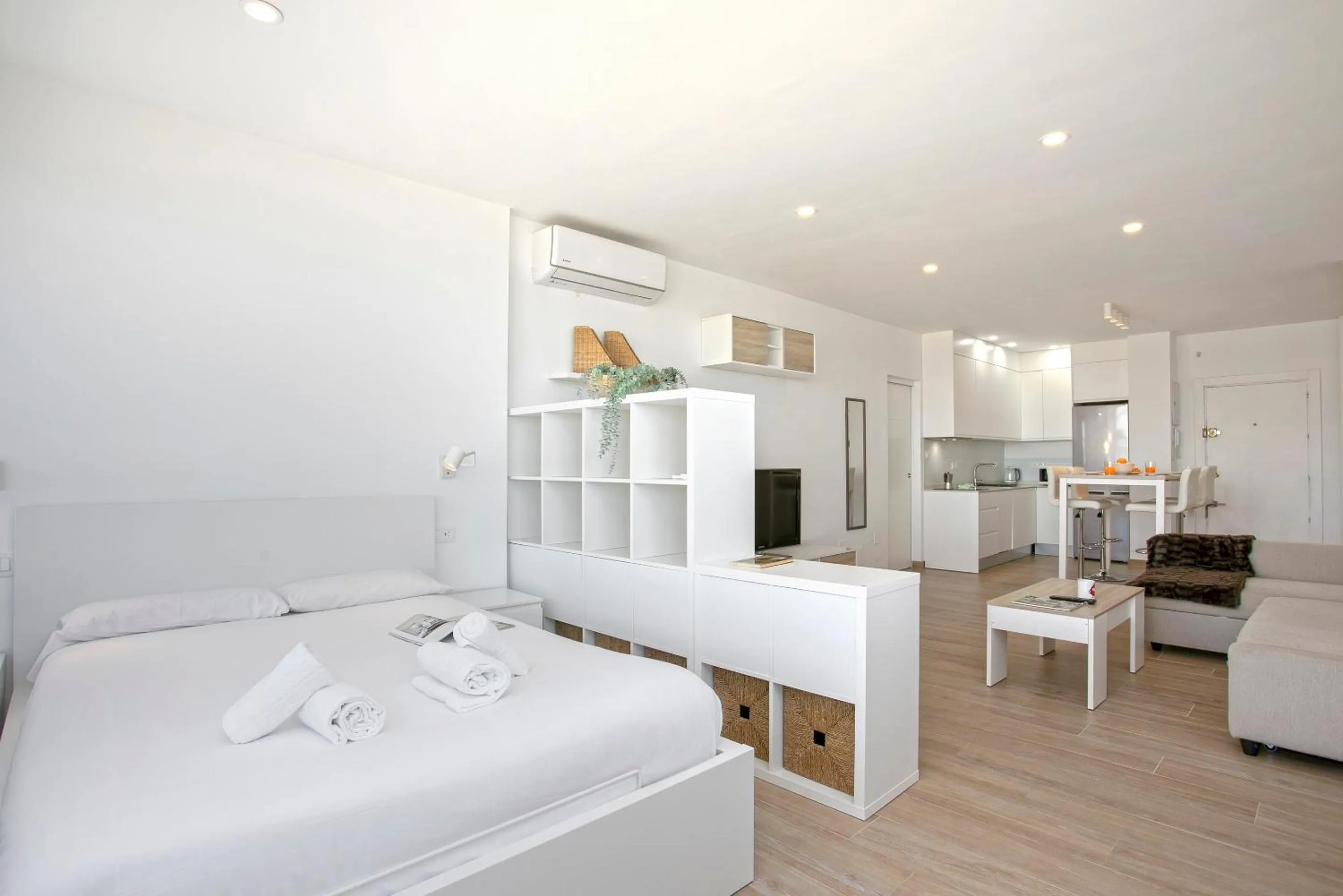 Sunstay Guadalmar Loft Seaview