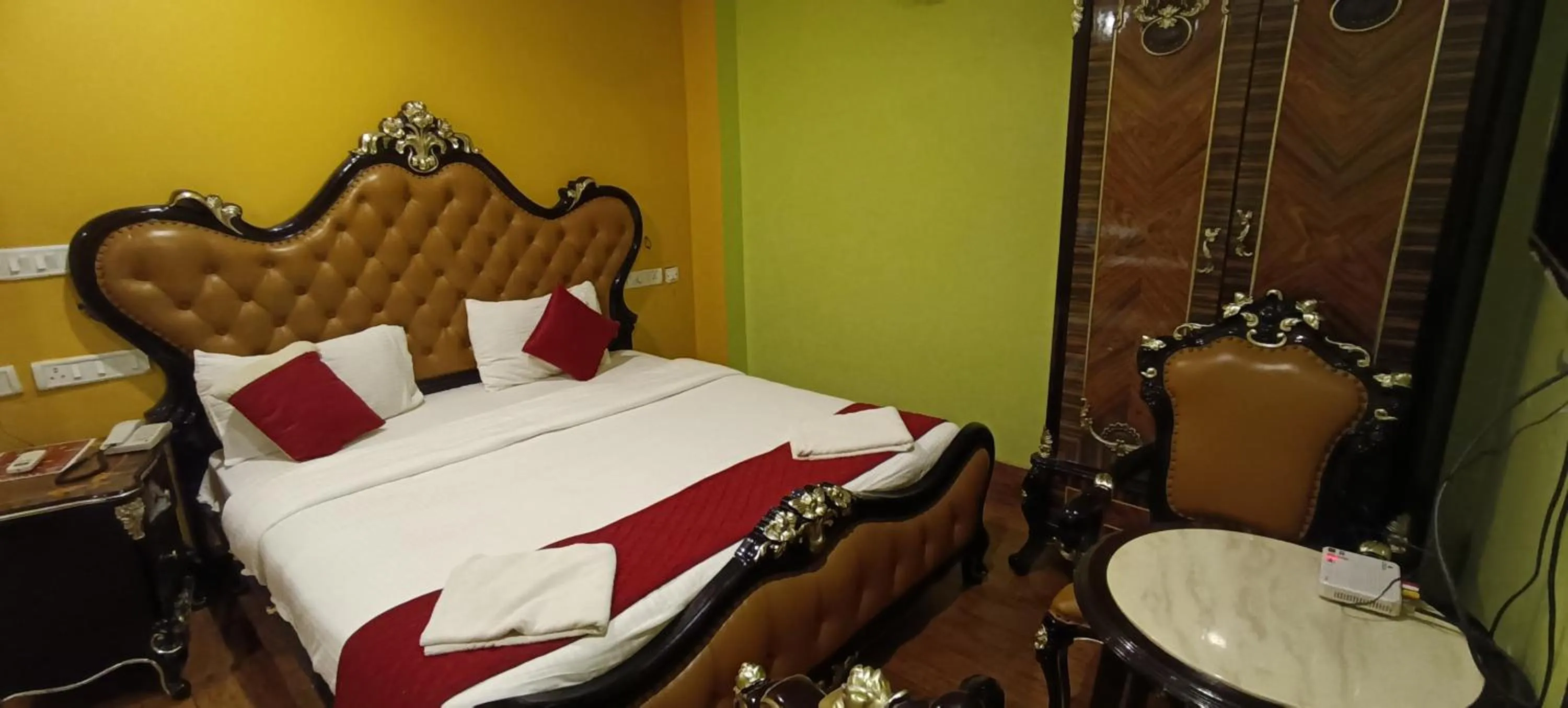 Bed in N k Grand Days