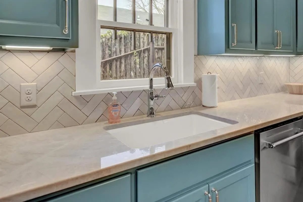 Kitchen or kitchenette in Charming Craftsman Home!-2 BLKS from Main St!