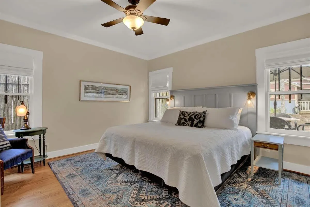 Bed in Charming Craftsman Home!-2 BLKS from Main St!