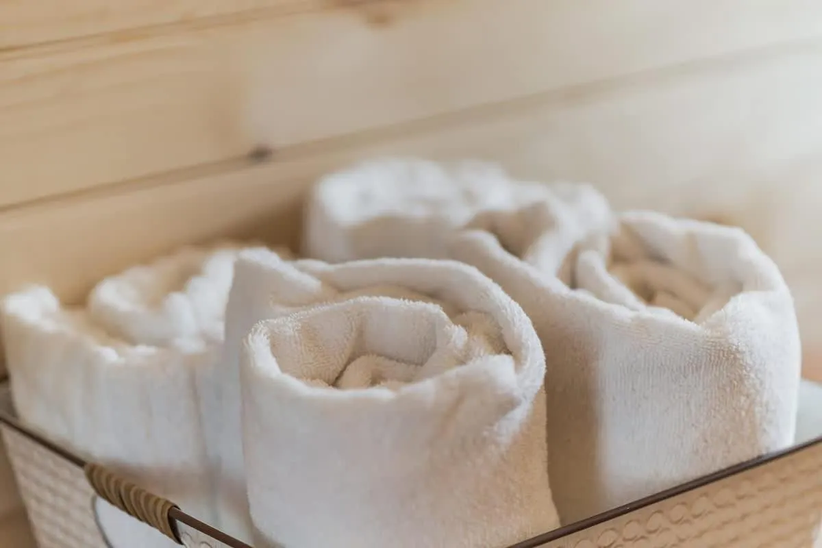 towels in Fancy Cabin Right on Main St!