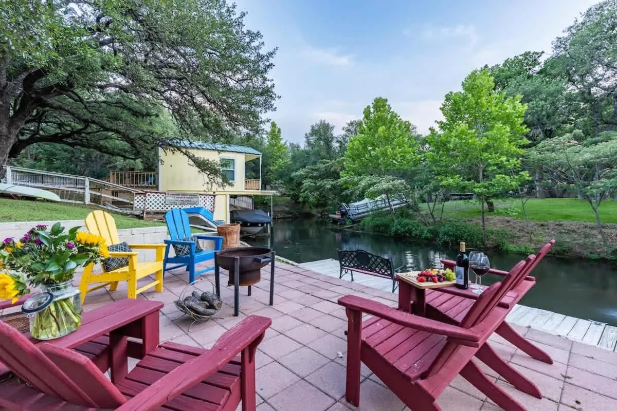 Patio in Red Bird Cabin Studio Retreat