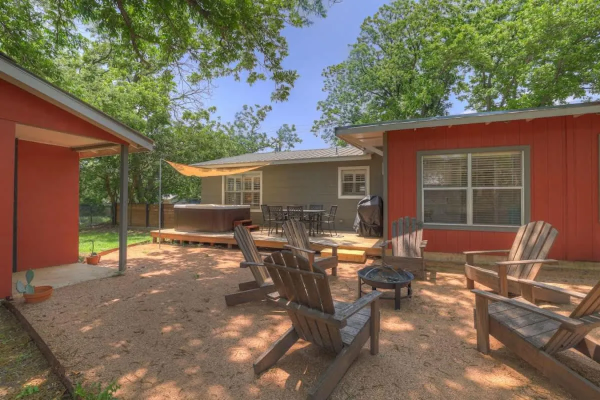 Other in Luxury Mid Century Charmer Near Historic Main St