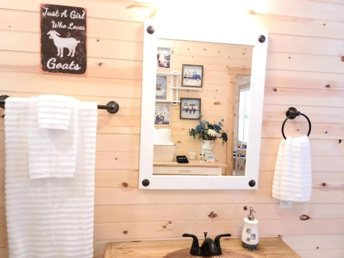 Bathroom in Stunning Cabin Right on Main St!
