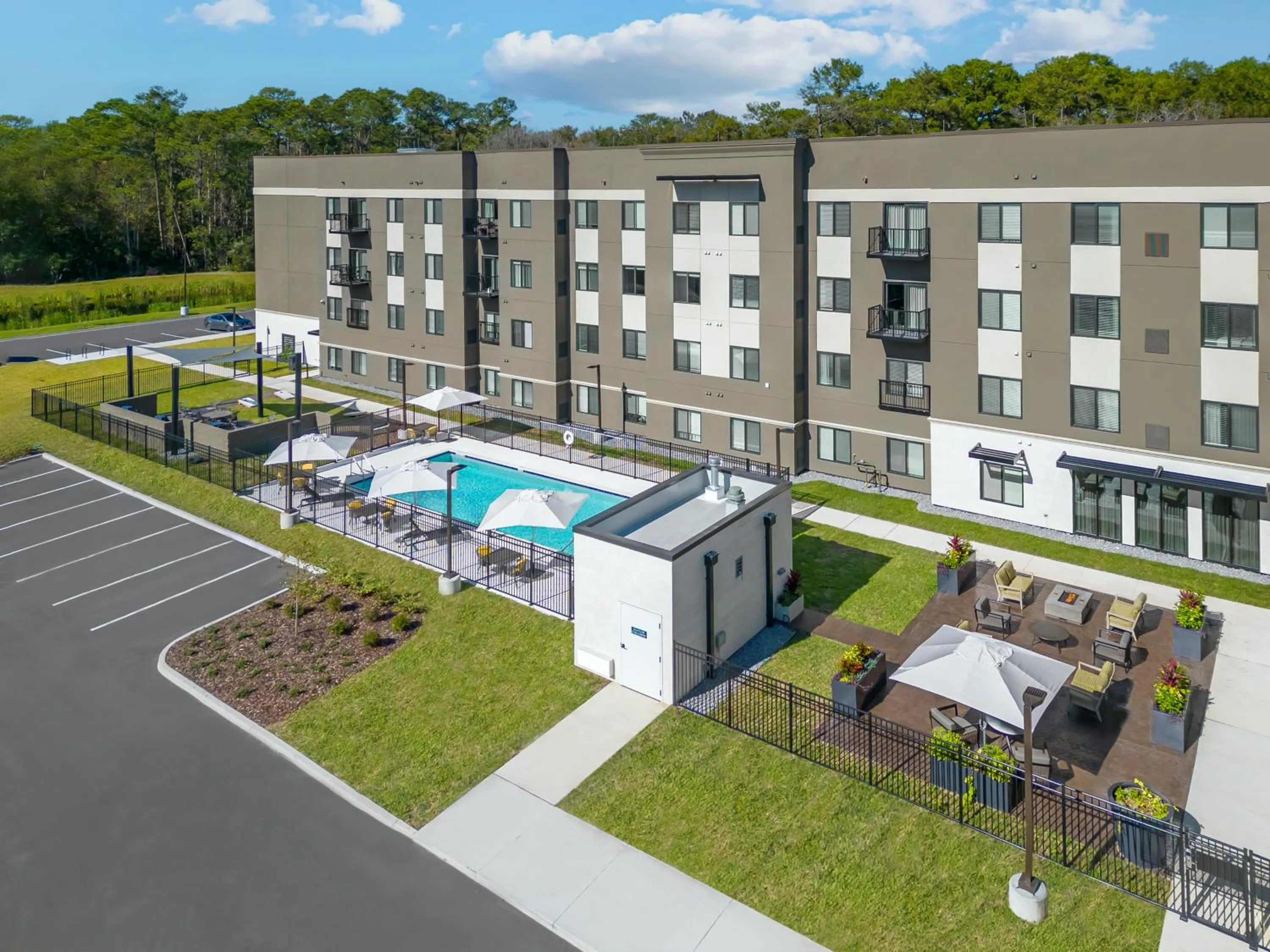 Property building in WaterWalk Extended Stay by Wyndham Jacksonville Deerwood Pk